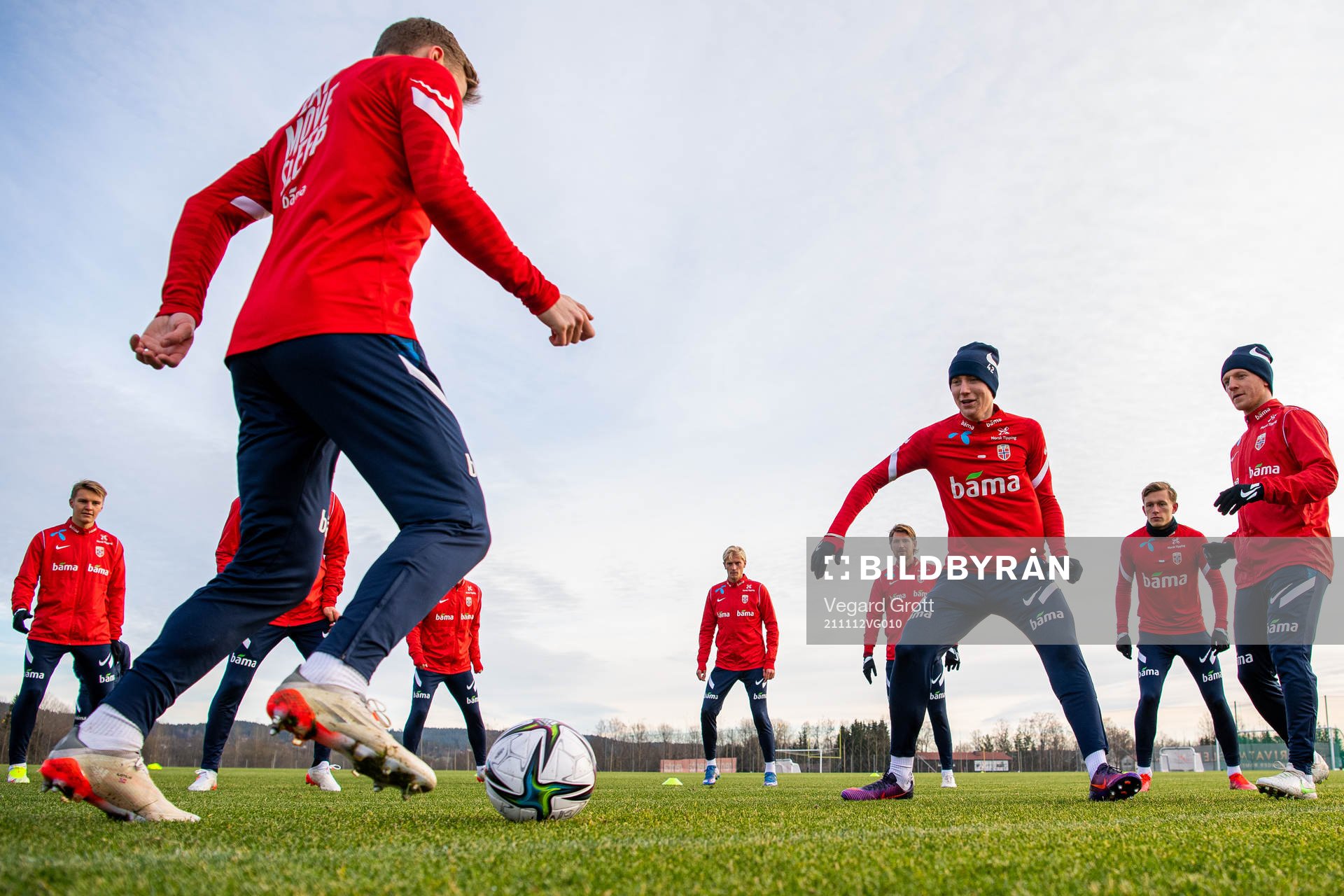 Kristian Thorstvedt and players of the Norwegian national