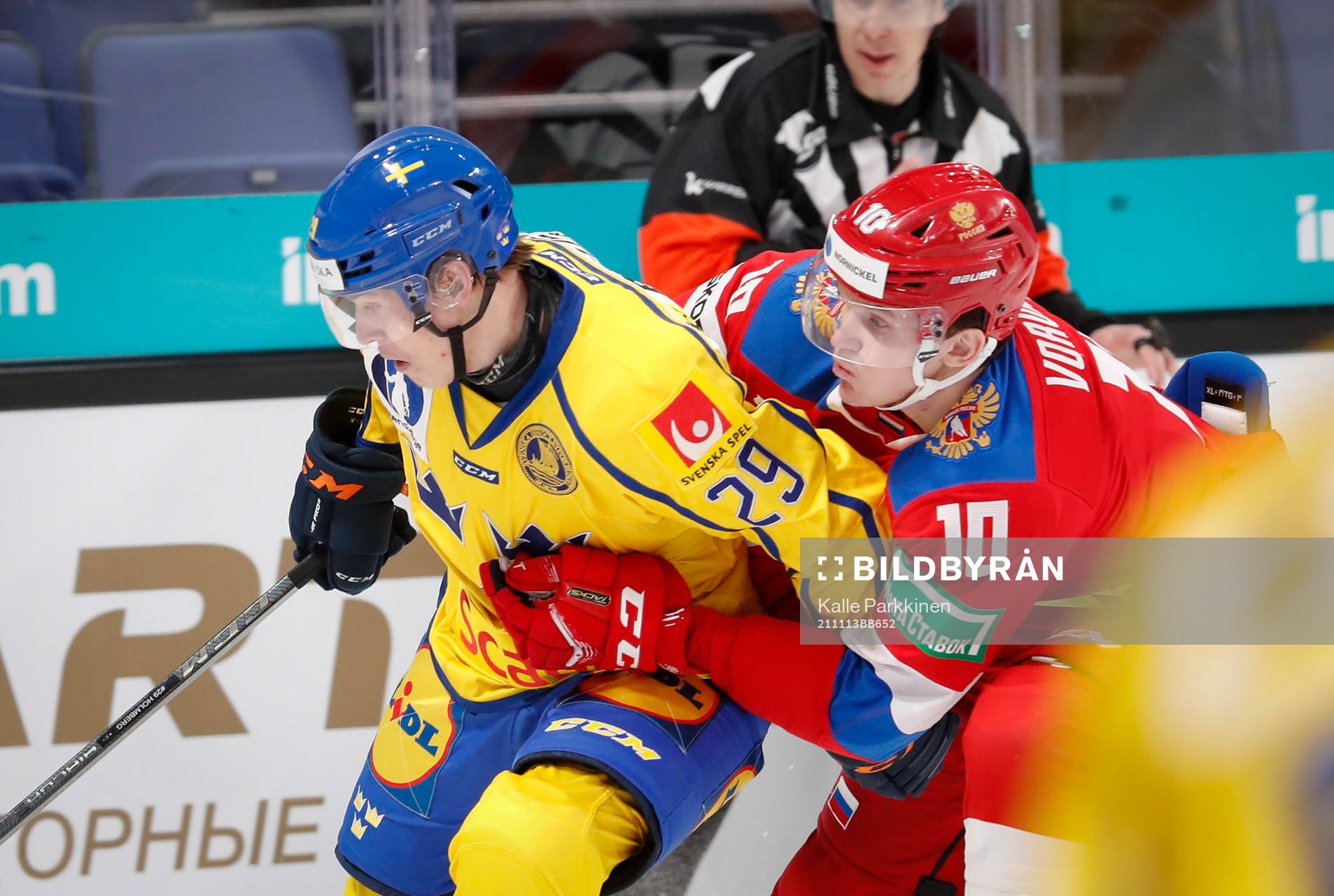 Pontus Holmberg of Sweden and Dmitri Voronkov of Russia