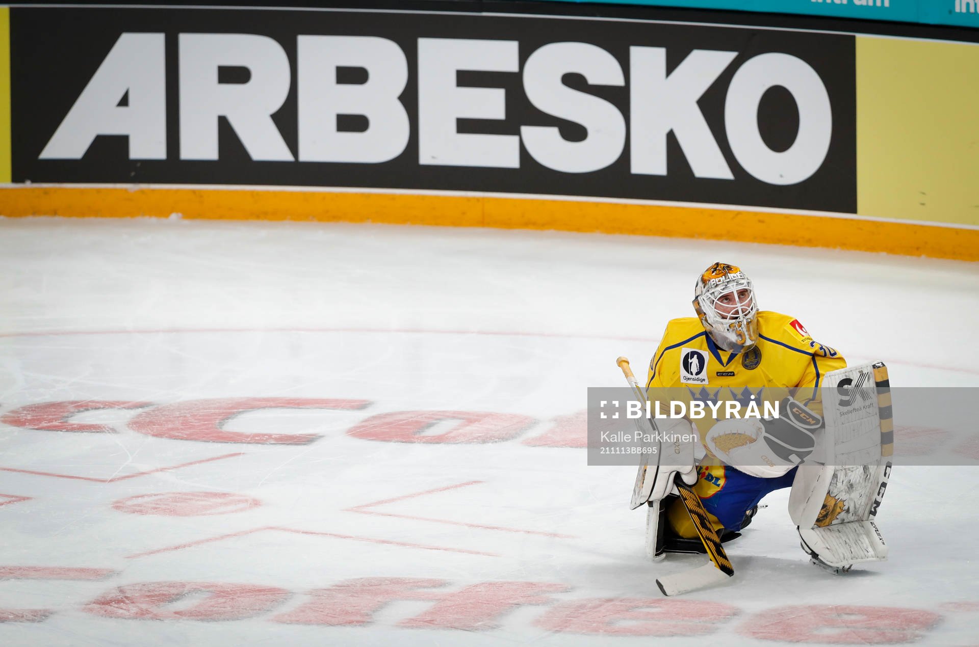 Goalkeeper Gustaf Lindvall of Sweden
