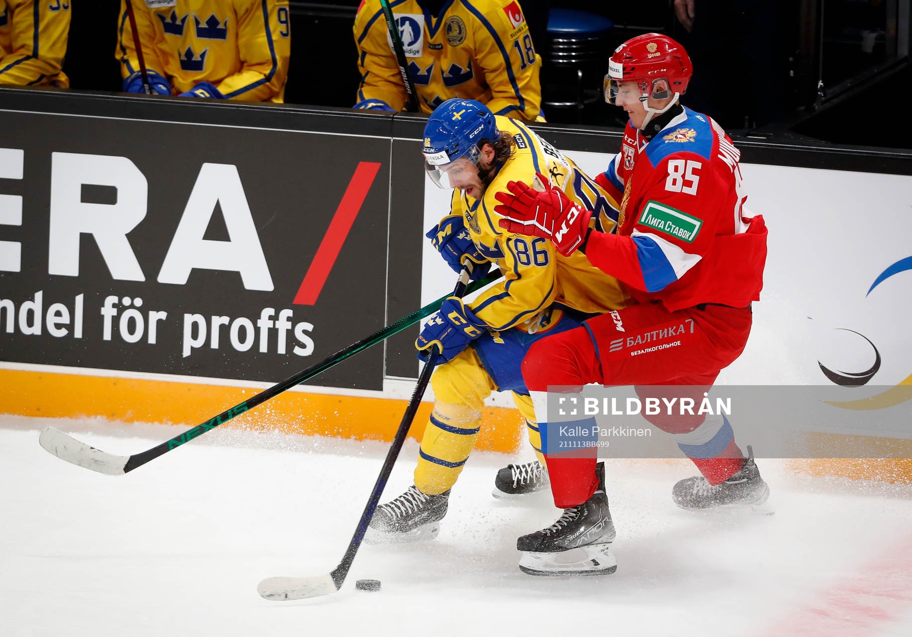 Mathias Bromé of Sweden and Shakir Mukhamadullin of Russia