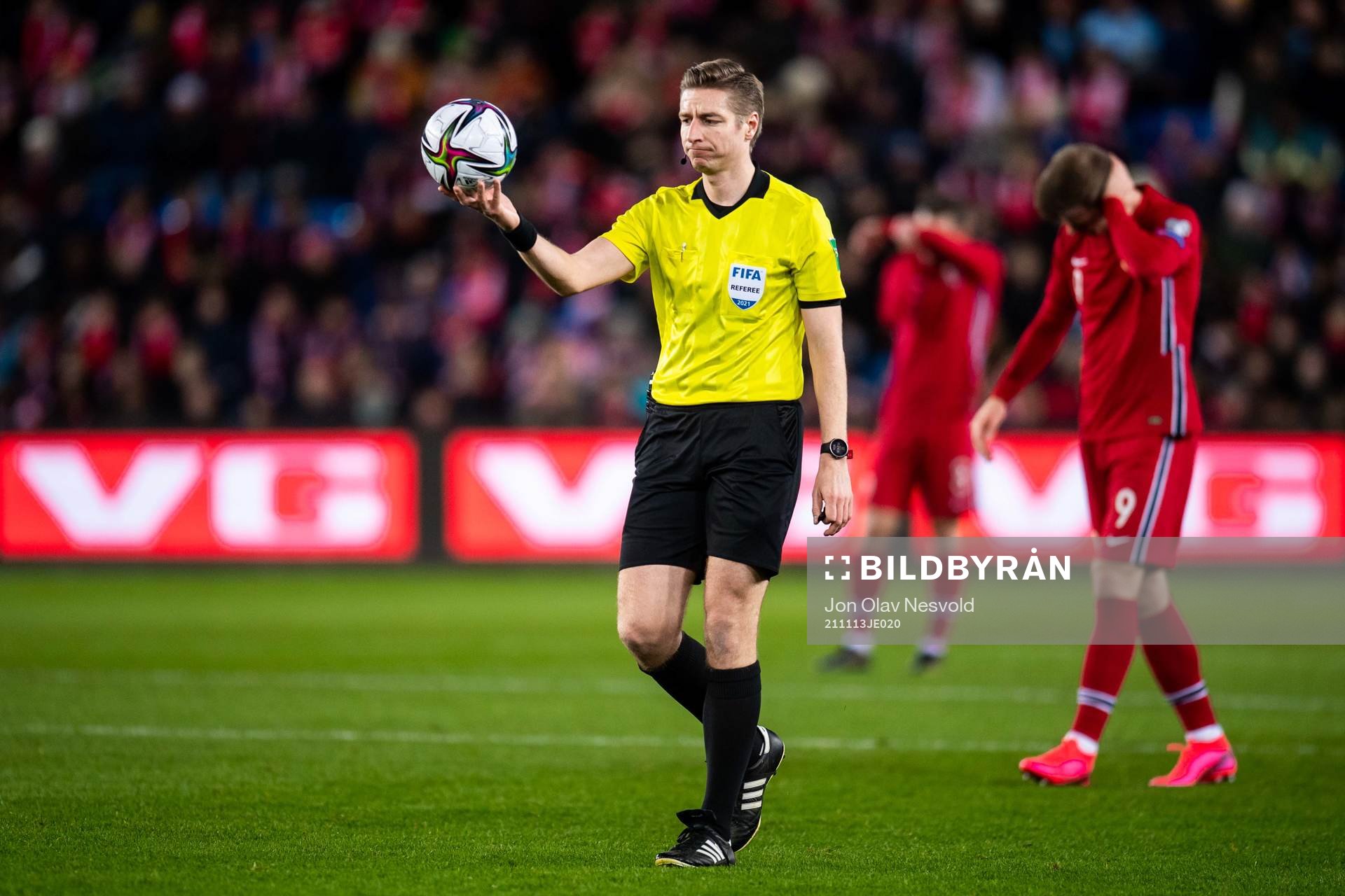Lawrence Visser, referee