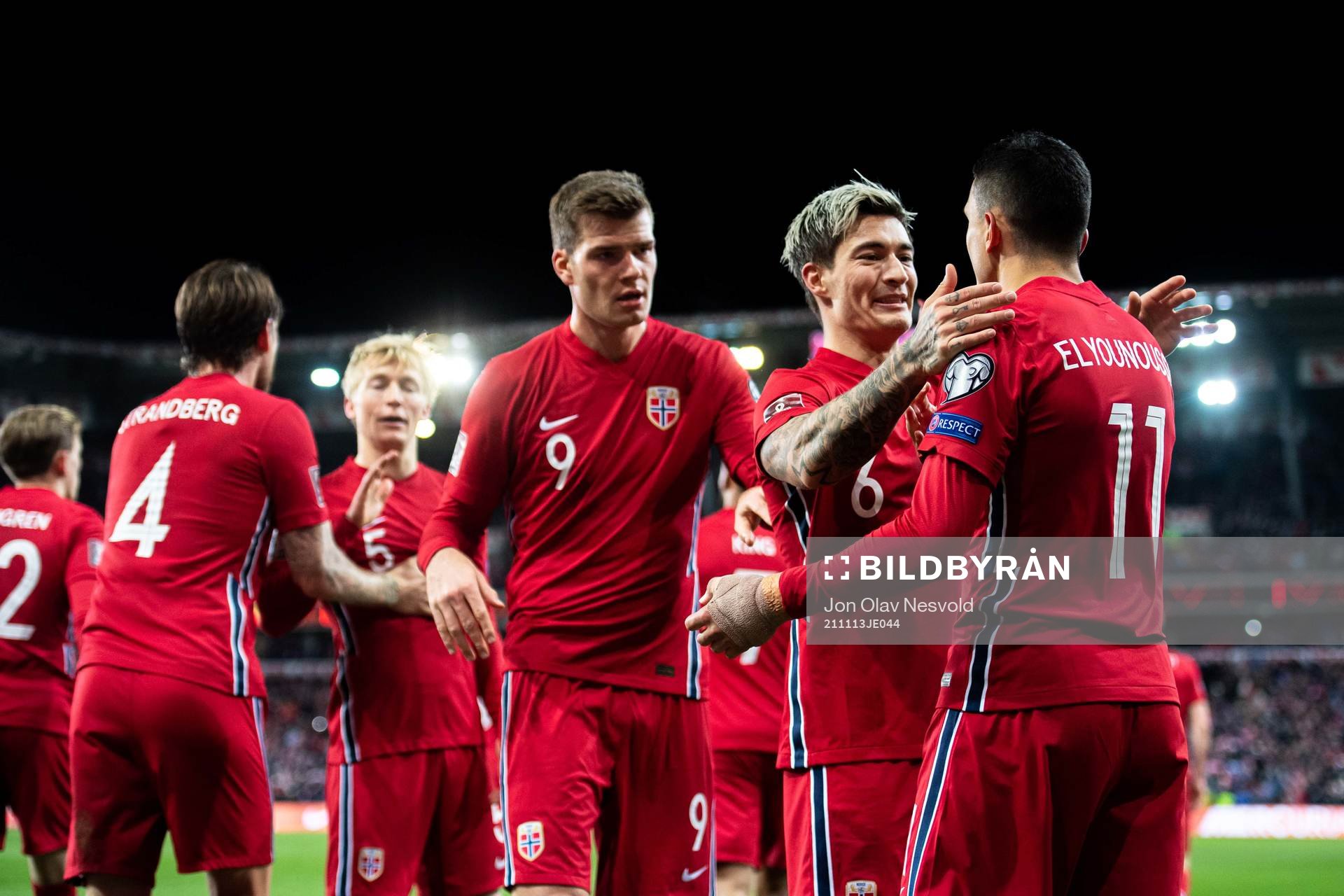 Mohamed Elyounoussi of Norway celebrate with teammates