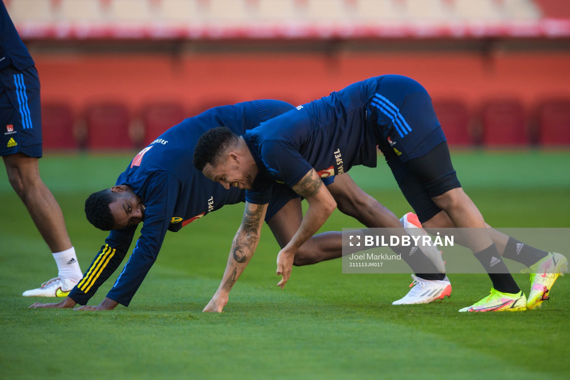 Alexander Isak and Martin Olsson of the Swedish national