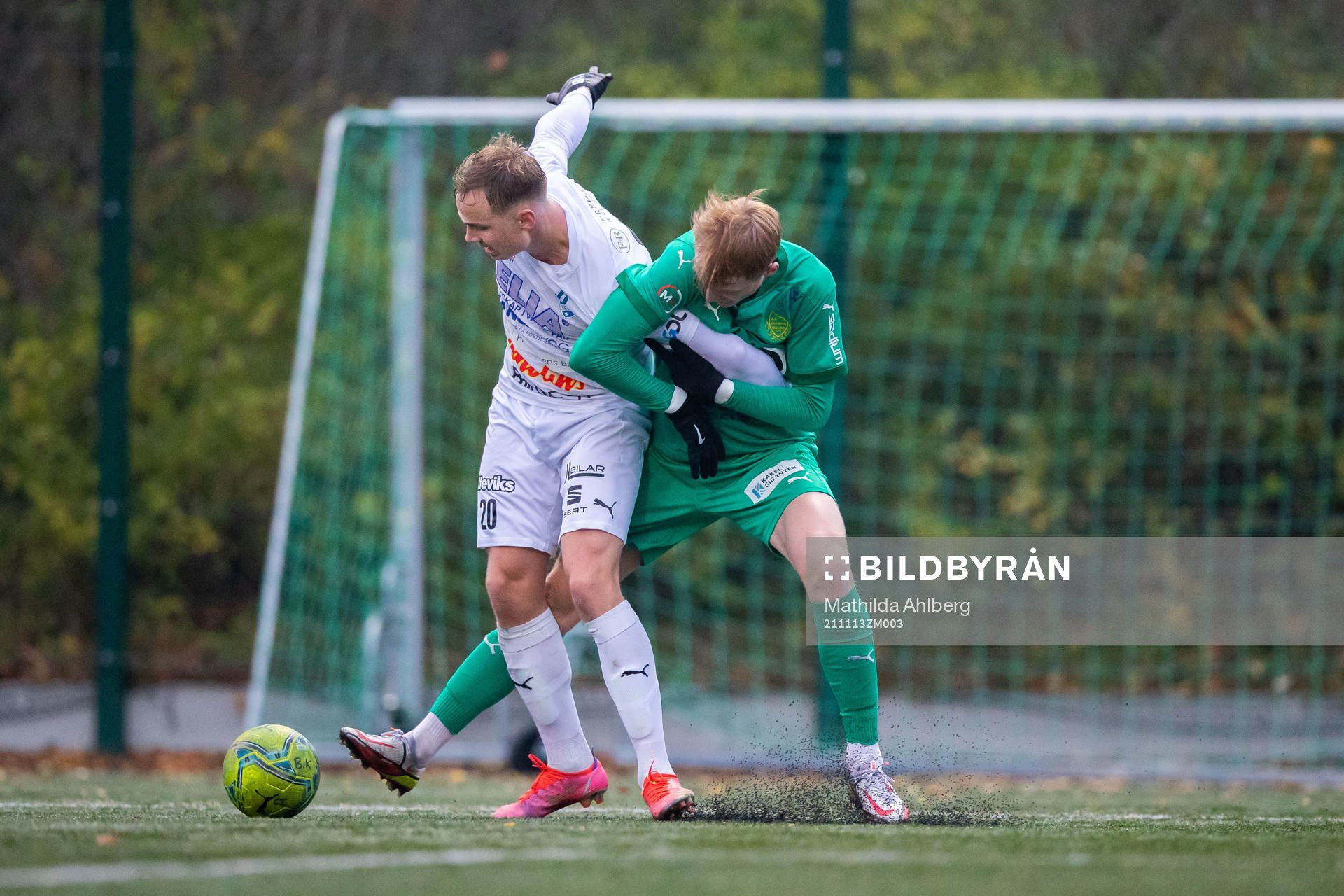 Bergas Ossian Hallberg i duell