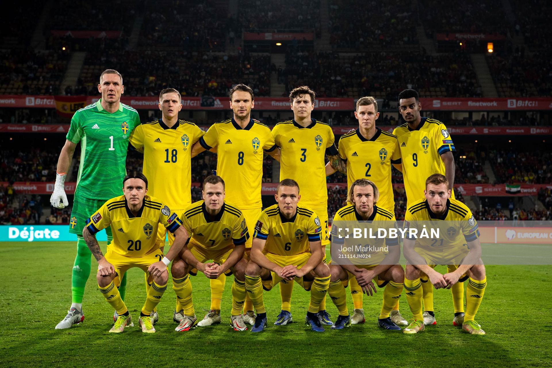 The starting eleven of Sweden pose for a photo