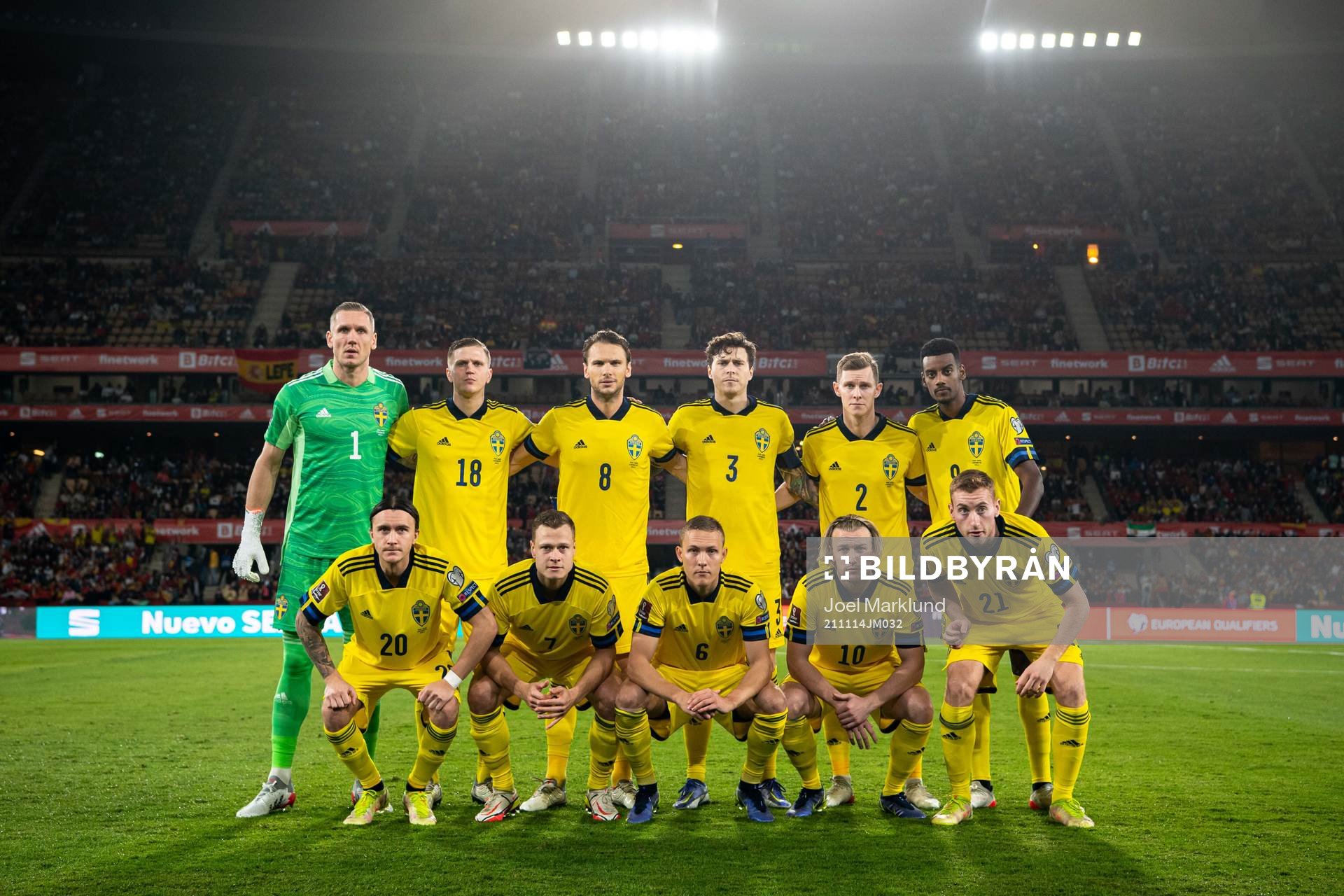The starting eleven of Sweden pose for a photo