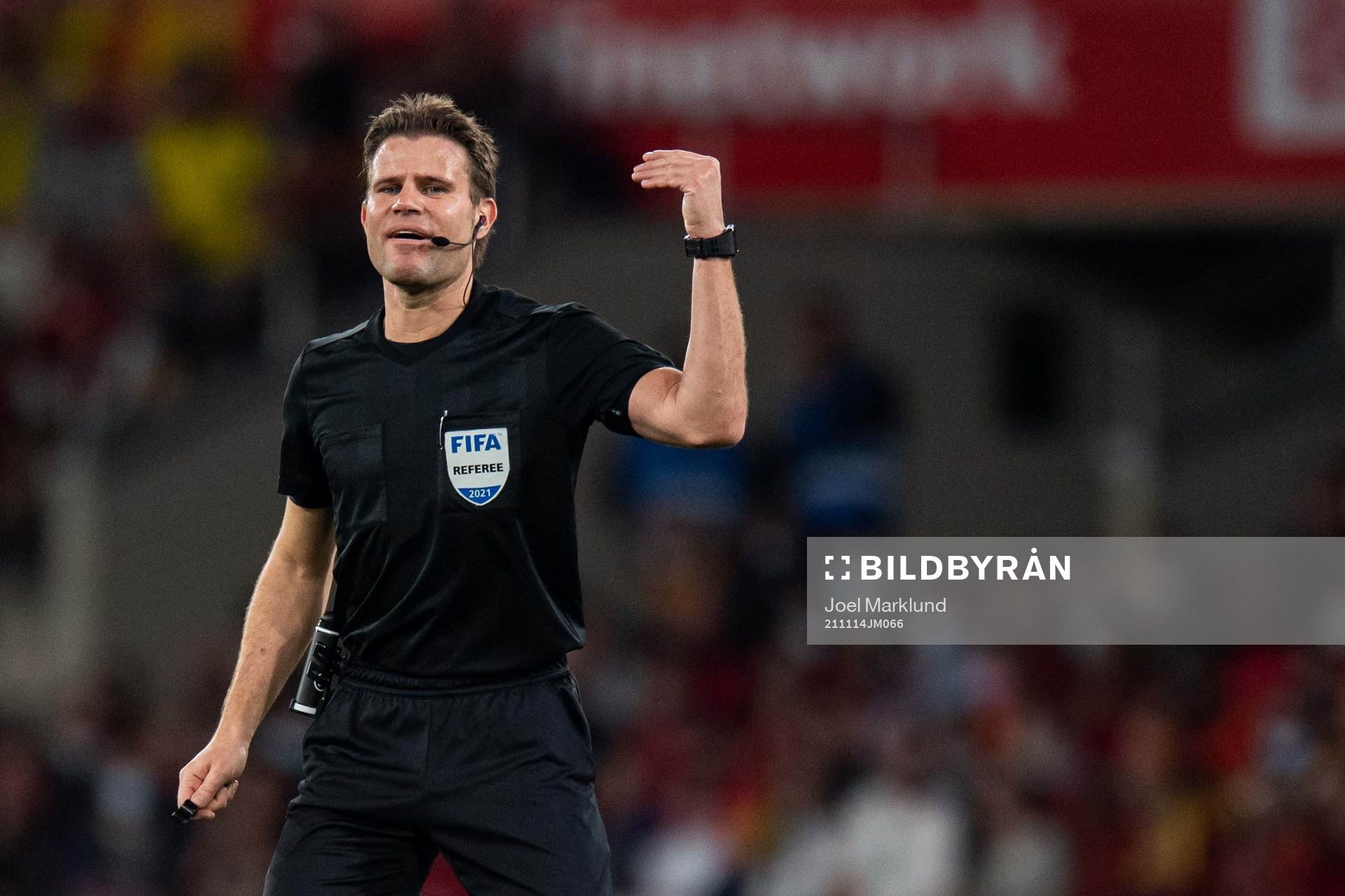 Referee Felix Brych