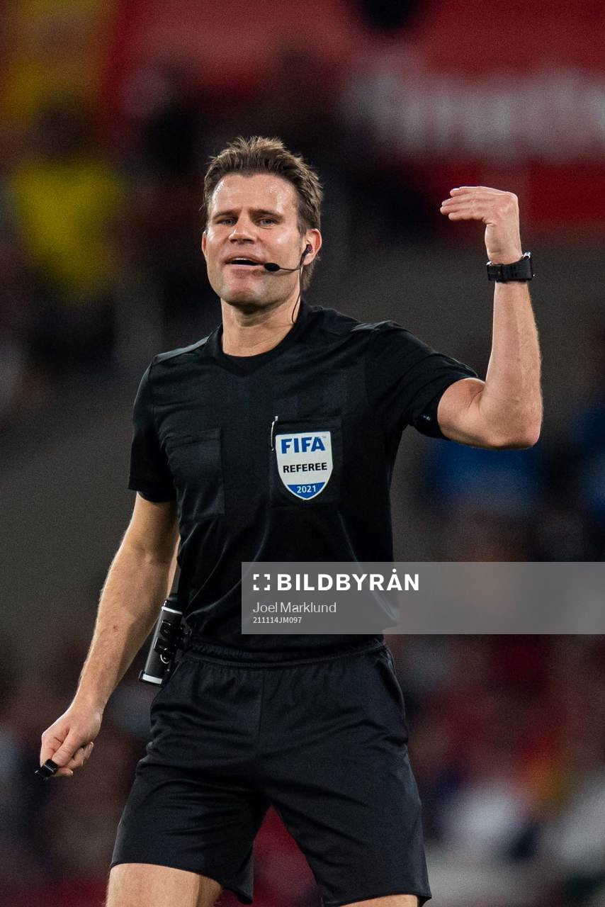 Referee Felix Brych