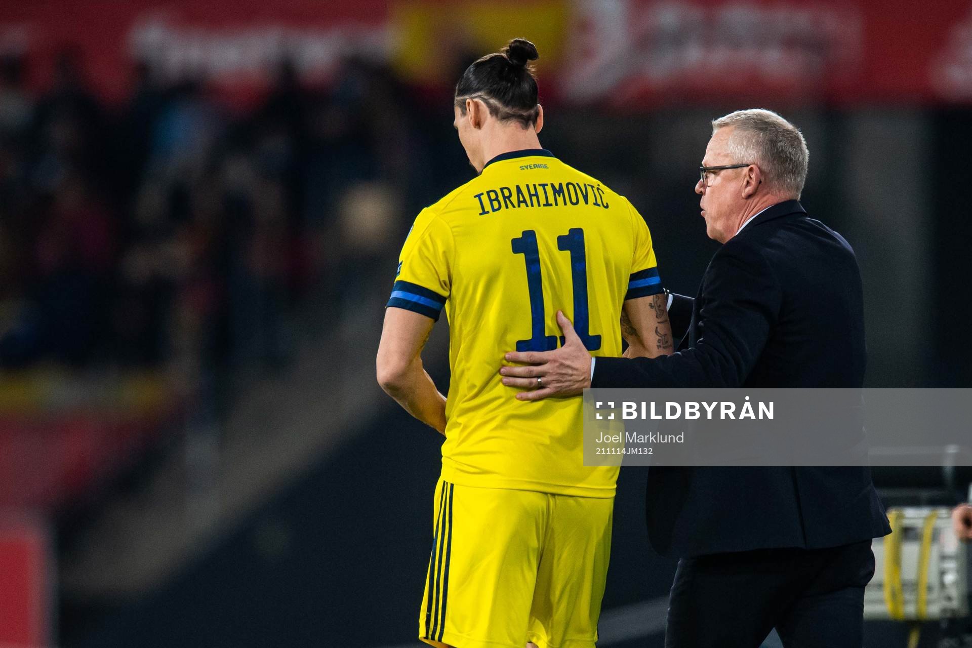 Zlatan Ibrahimovic and head coach Janne Andersson of Sweden