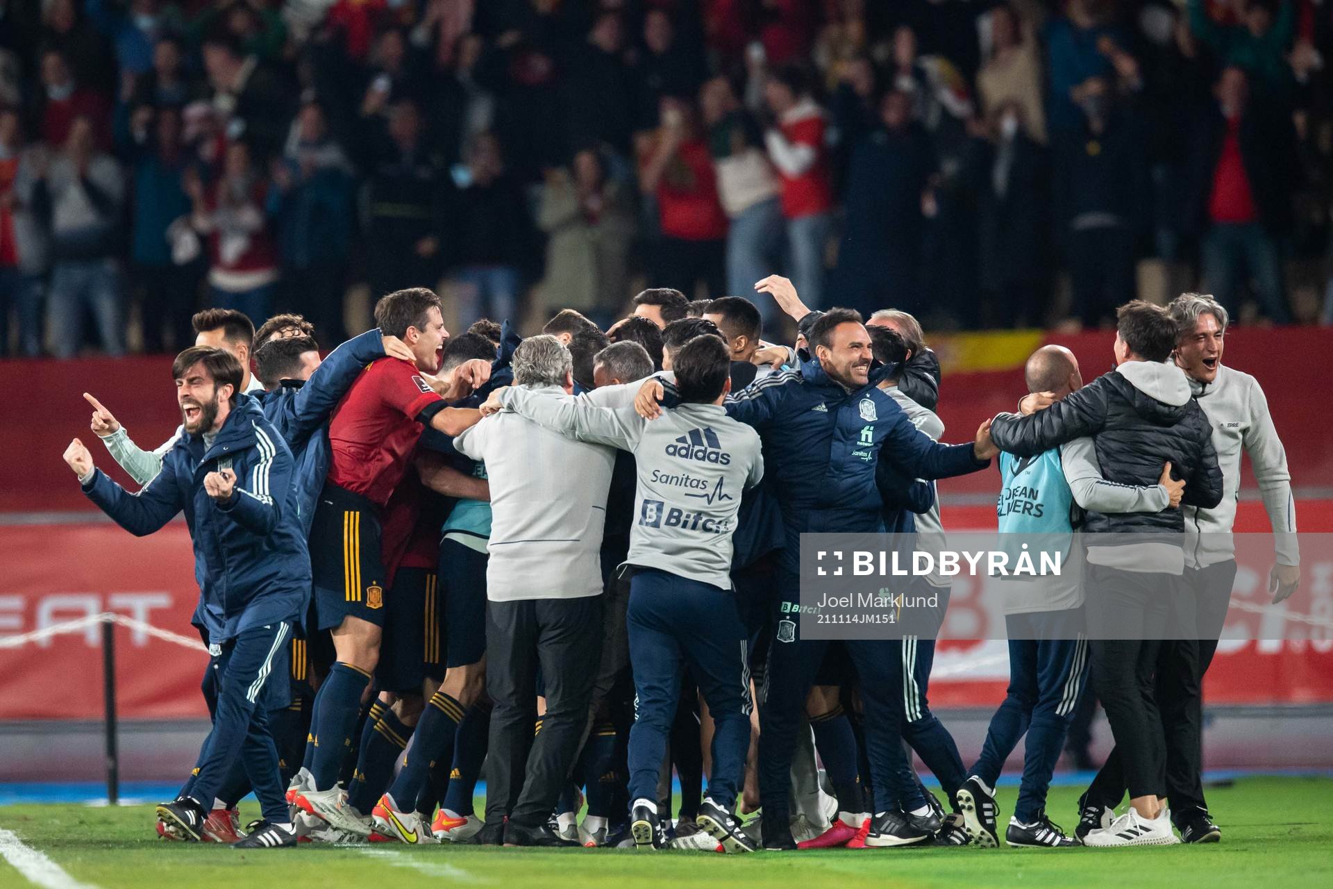 Alvaro Morata of Spain celebrate with teammates