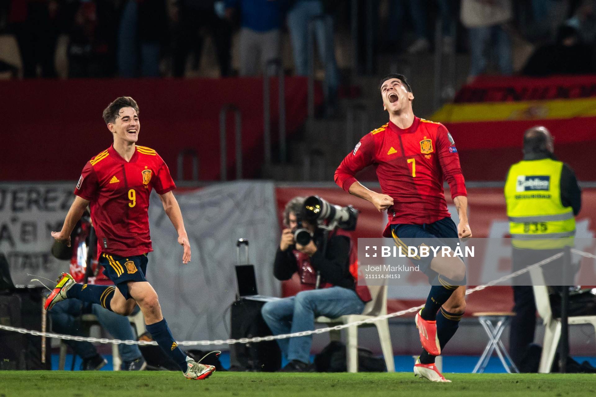 Alvaro Morata of Spain celebrate with teammates