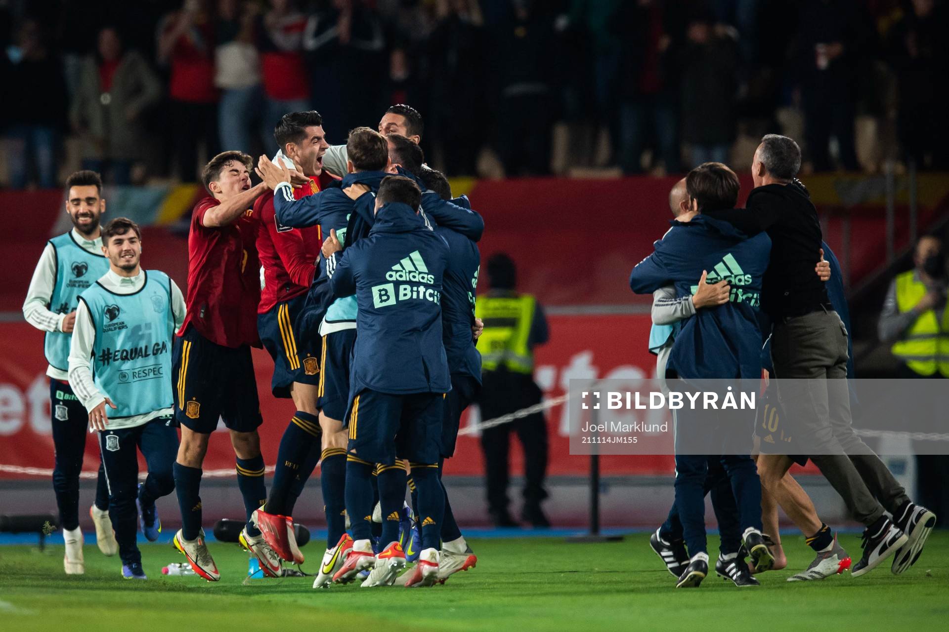 Alvaro Morata of Spain celebrate with teammates
