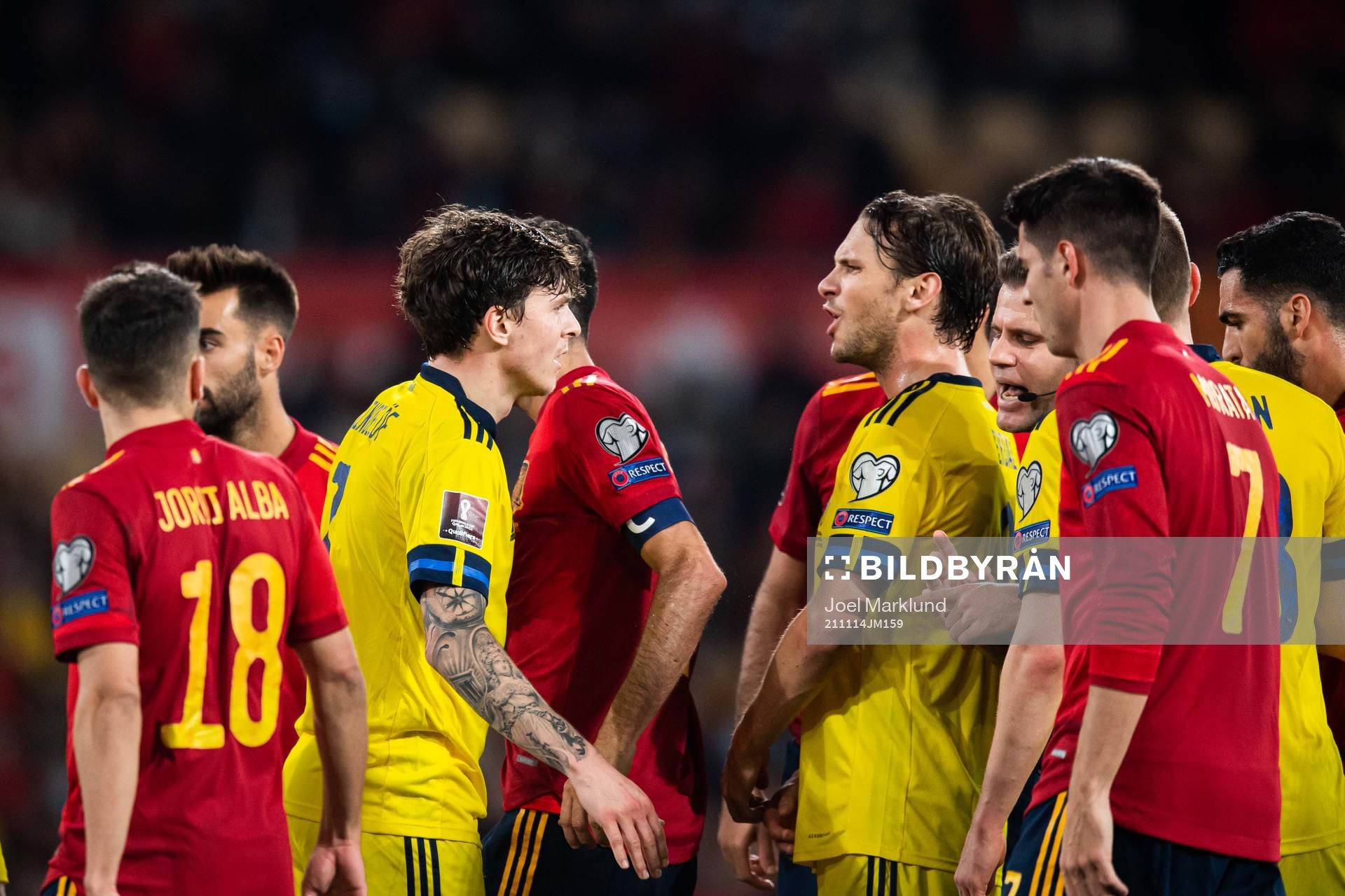 Victor Nilsson Lindelöf and Albin Ekdal of Sweden
