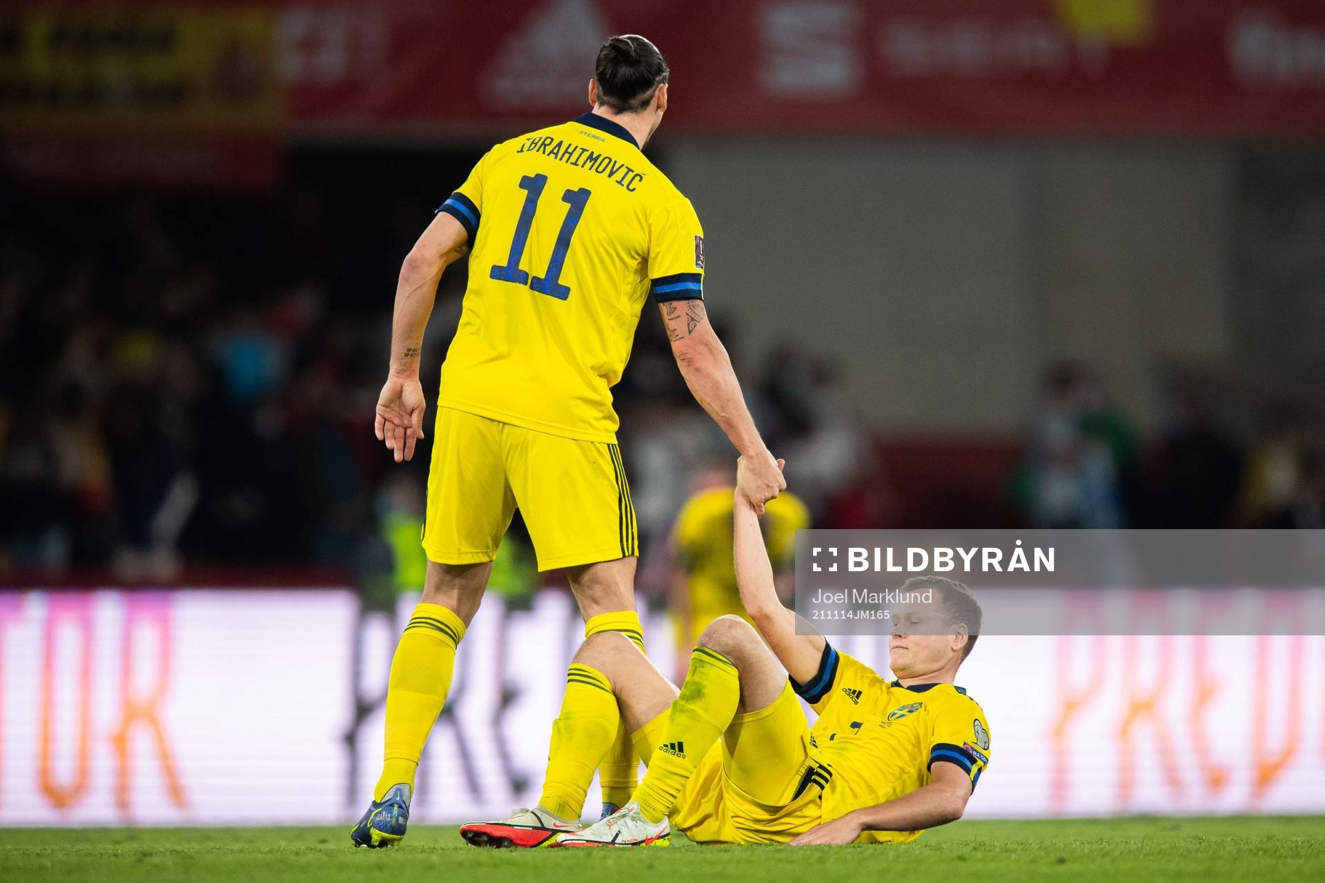 Zlatan Ibrahimovic and Viktor Claesson of Sweden look