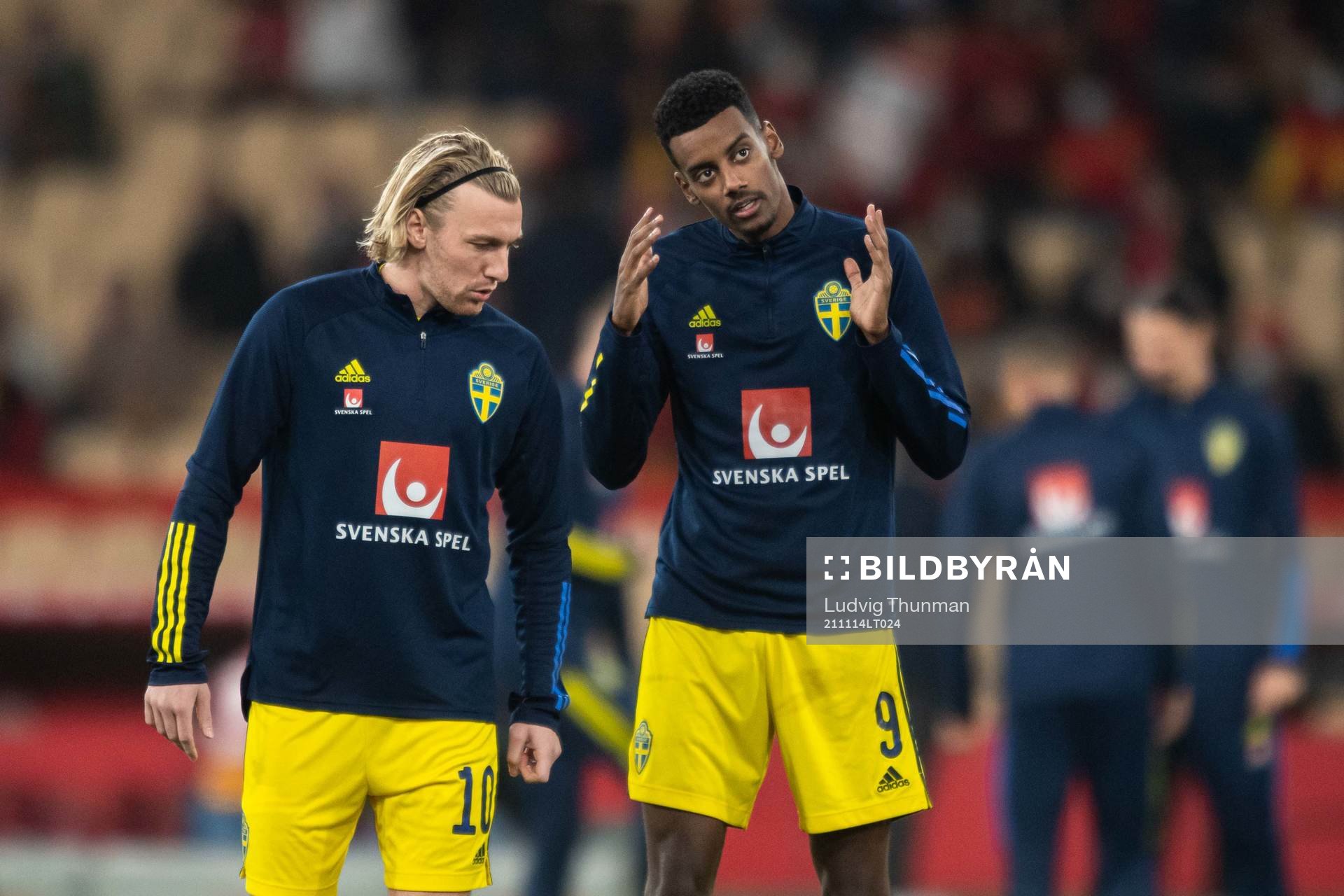 Emil Forsberg and Alexander Isak of Sweden
