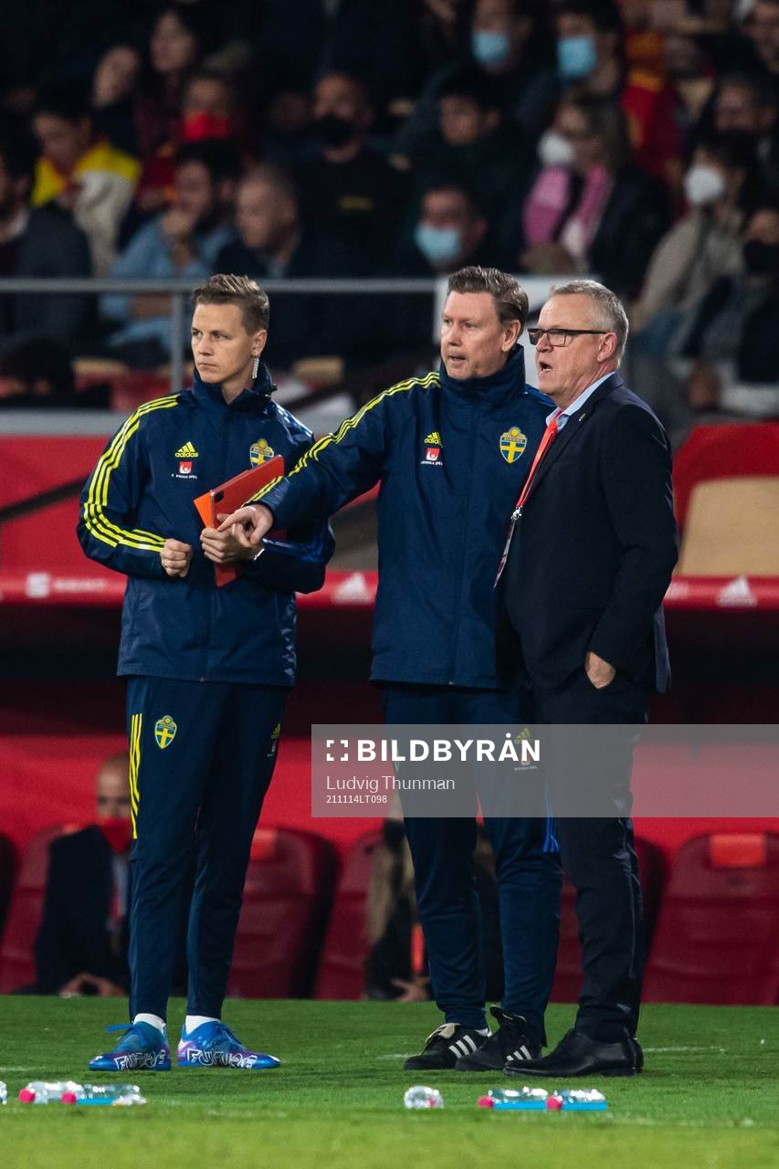 Goalkeeper coach Mats Elfvendahl, assistant coach Peter
