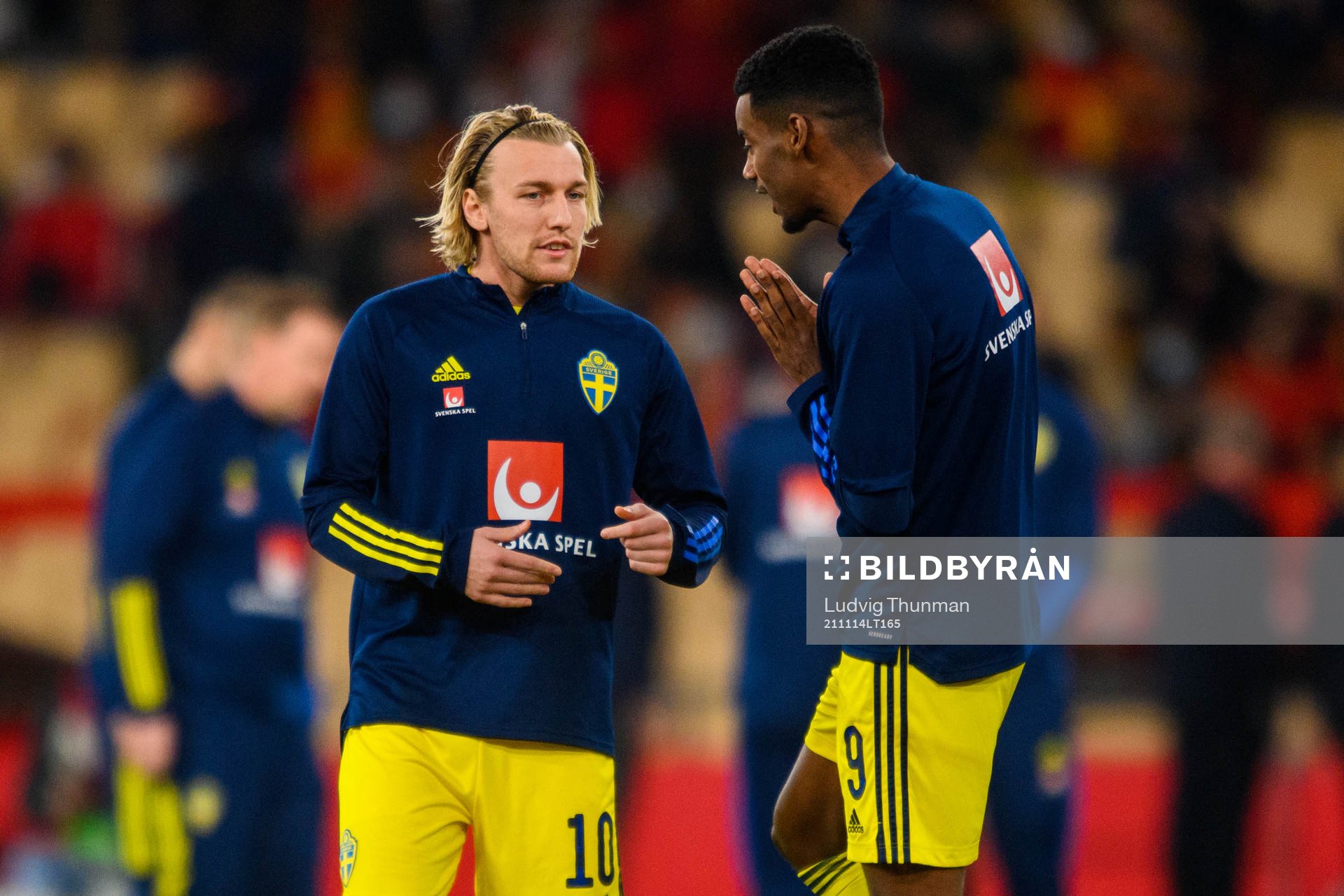 Emil Forsberg and Alexander Isak of Sweden