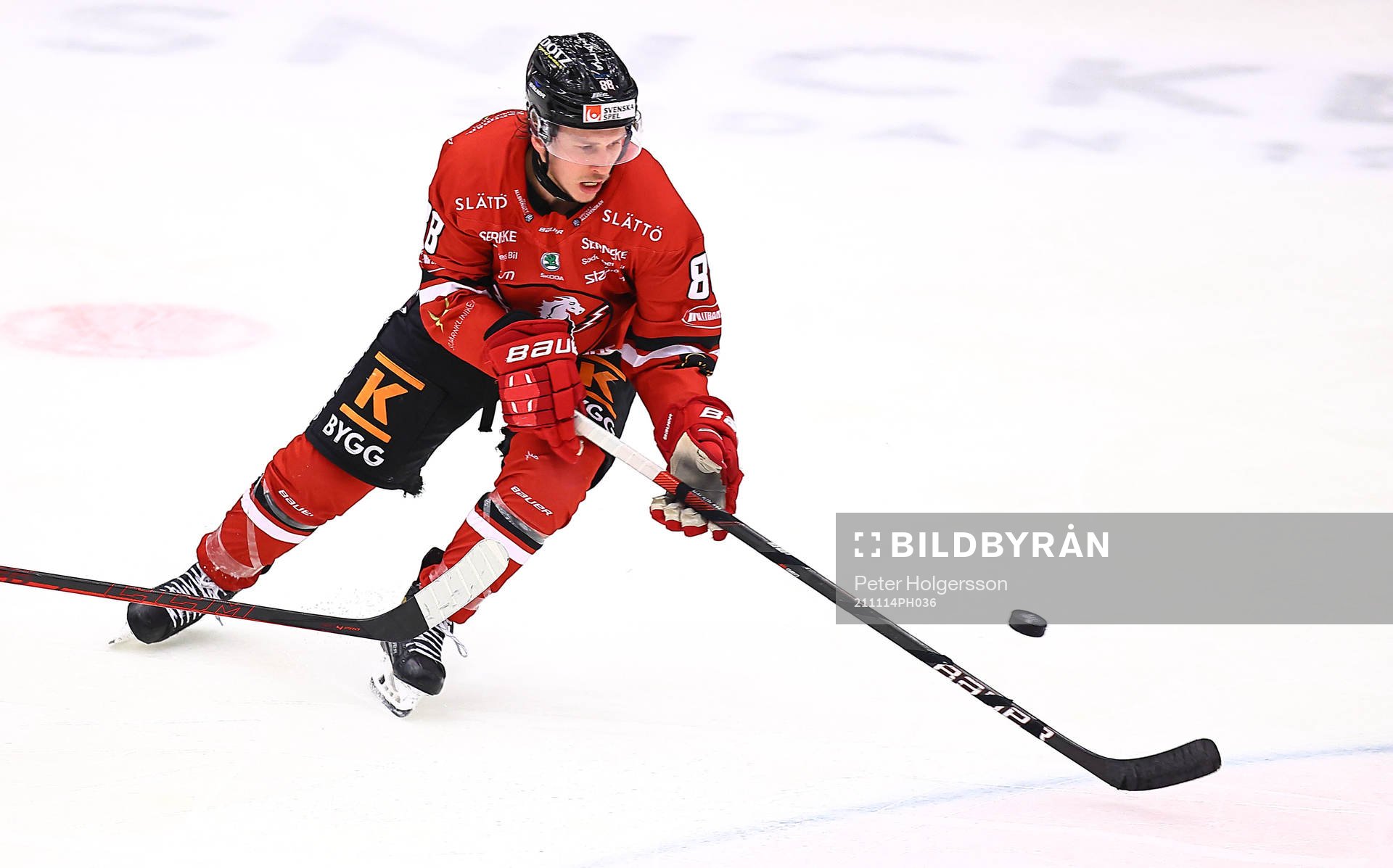 Vita Hästens Corey Mackin