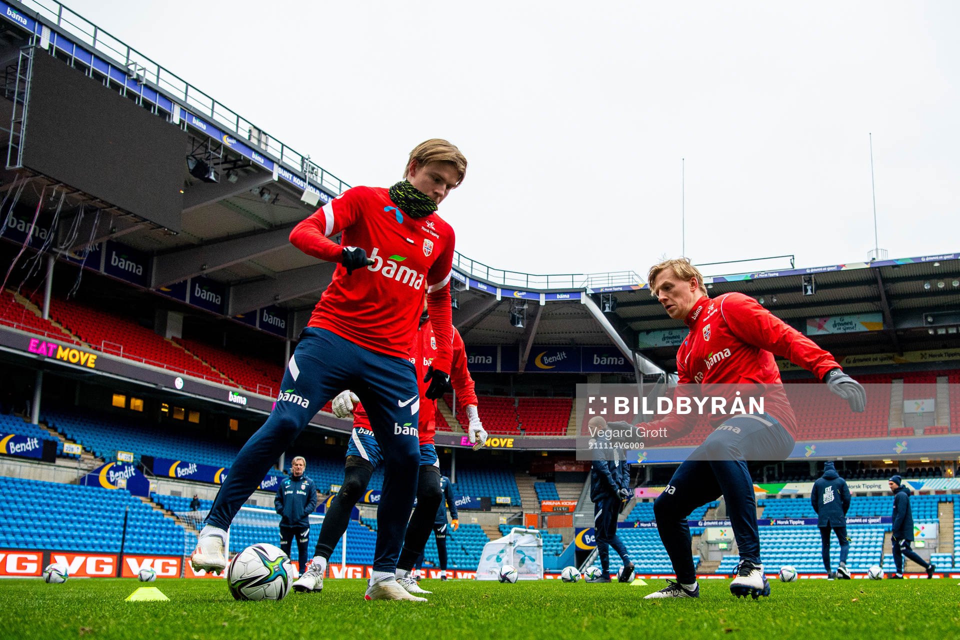 Jens Petter Hauge and Mats Møller Dæhli of the Norwegian