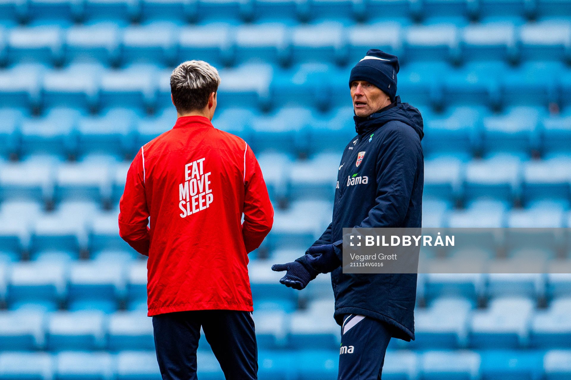 Mathias Normann and Ståle Solbakken, head coach of the
