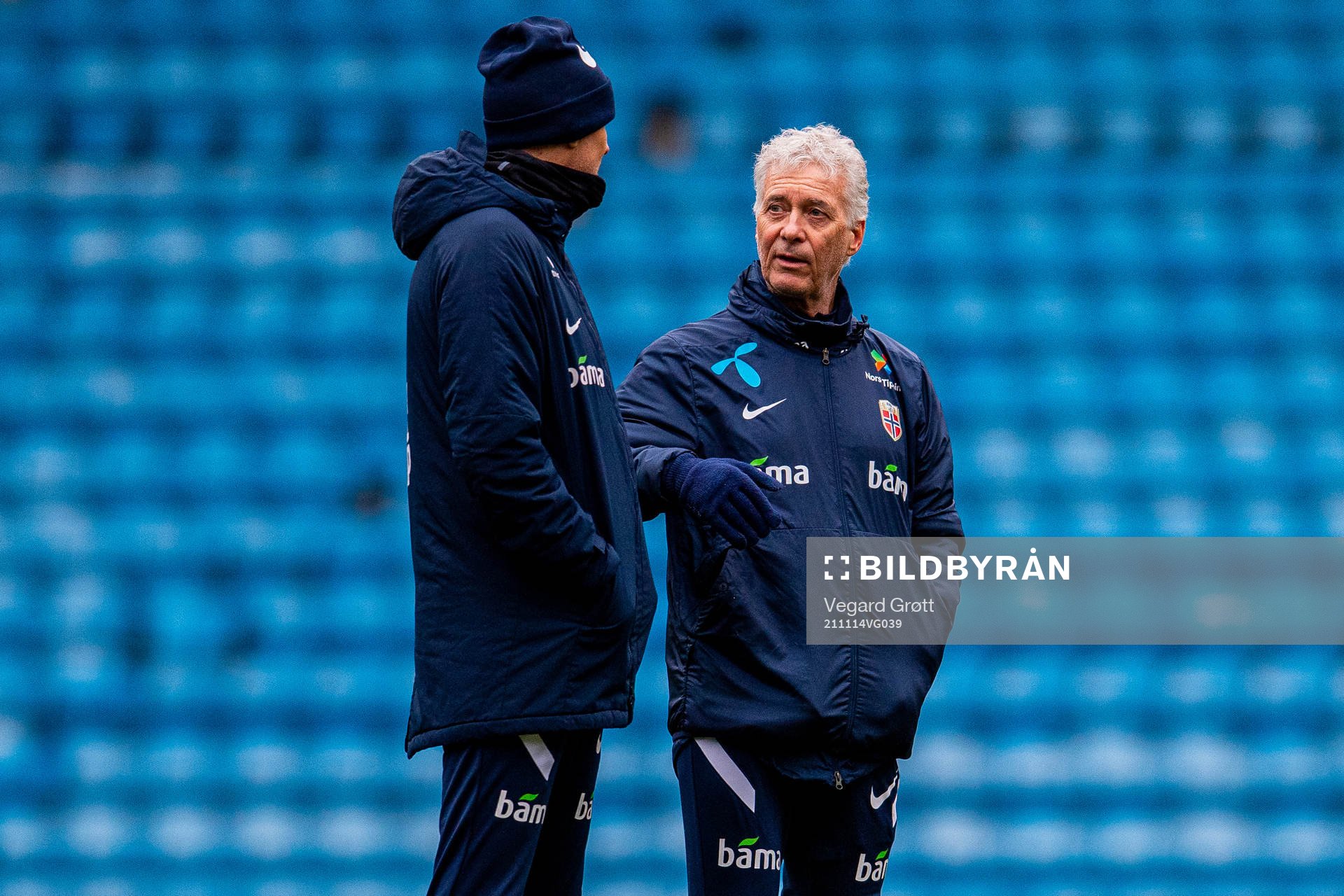 Ståle Solbakken, head coach, and Ola Sand, doctor of the