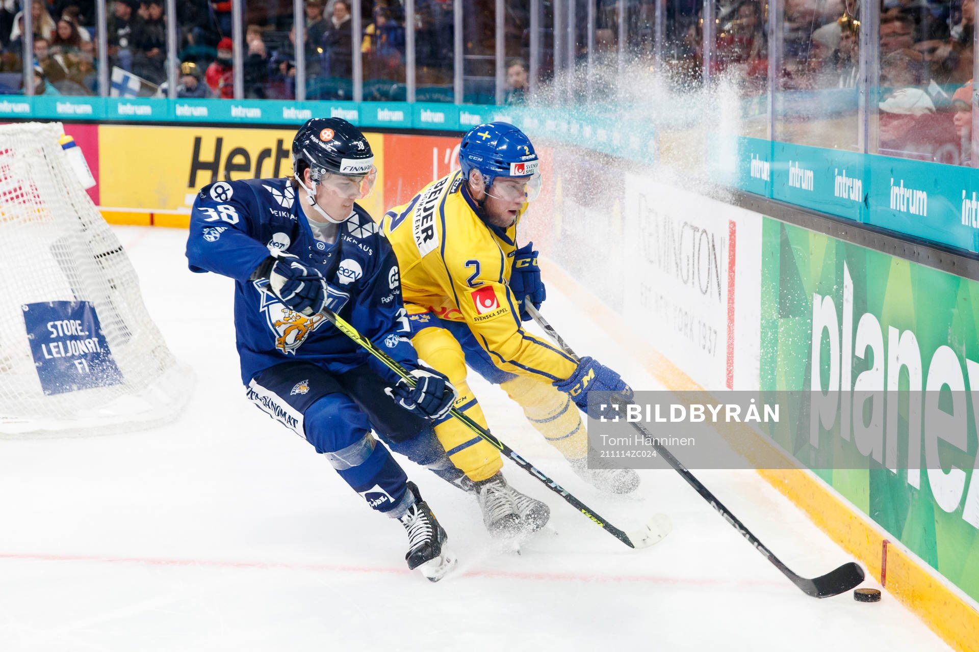 Jere Innala of Finland and Christian Folin of Sweden