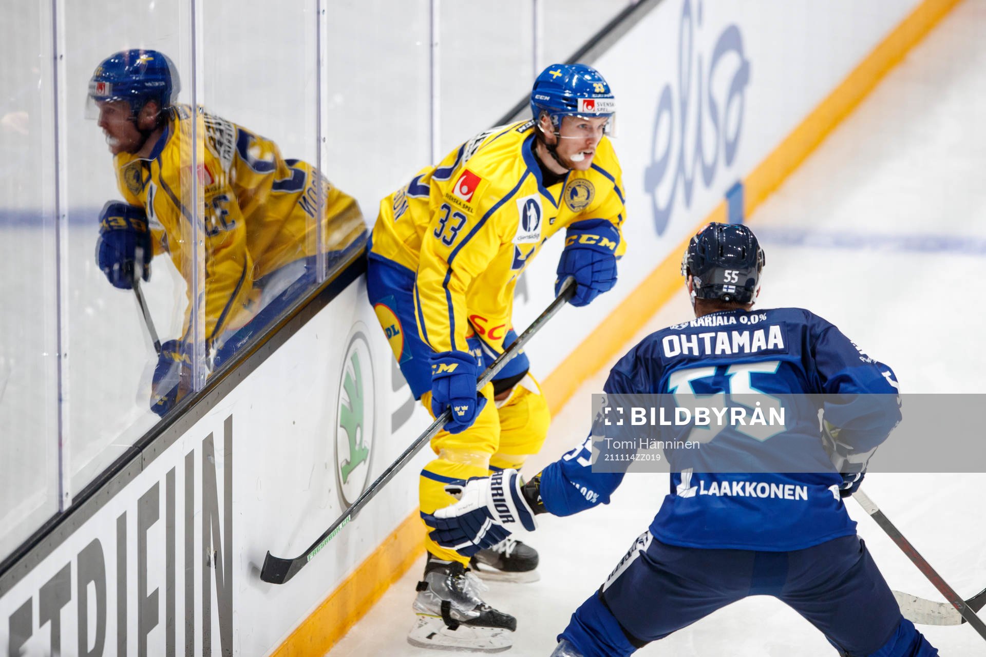 Niklas Hansson of Sweden and Atte Ohtamaa of Finland