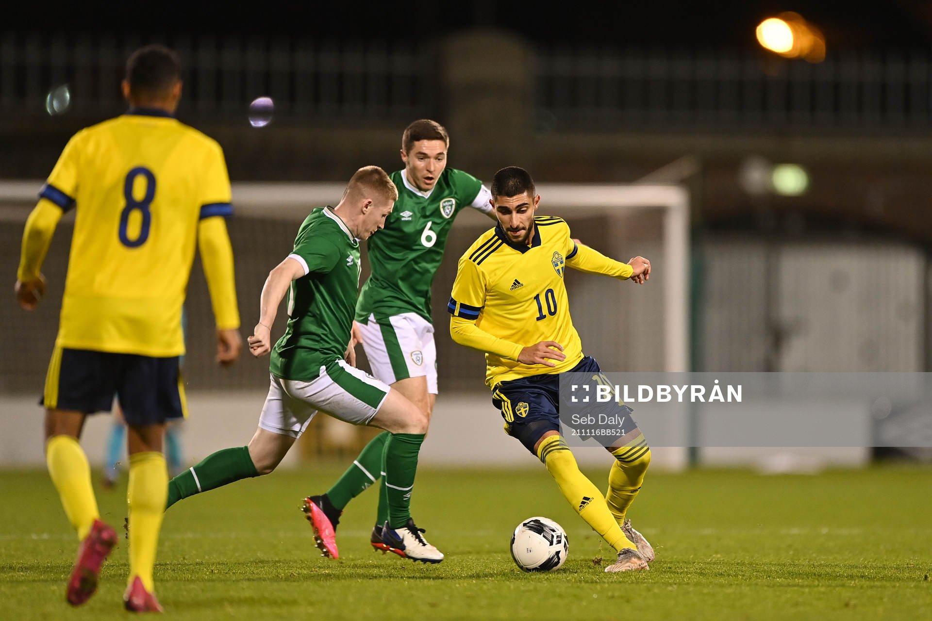 Rami Al Hajj of Sweden and Ross Tierney of Republic of