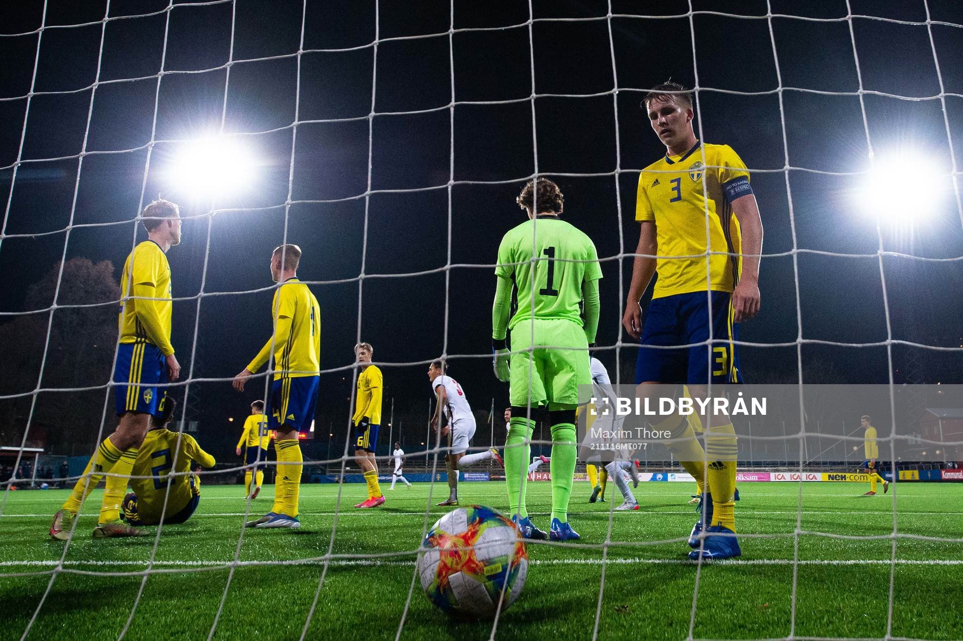 Casper Widell of Sweden looks dejected