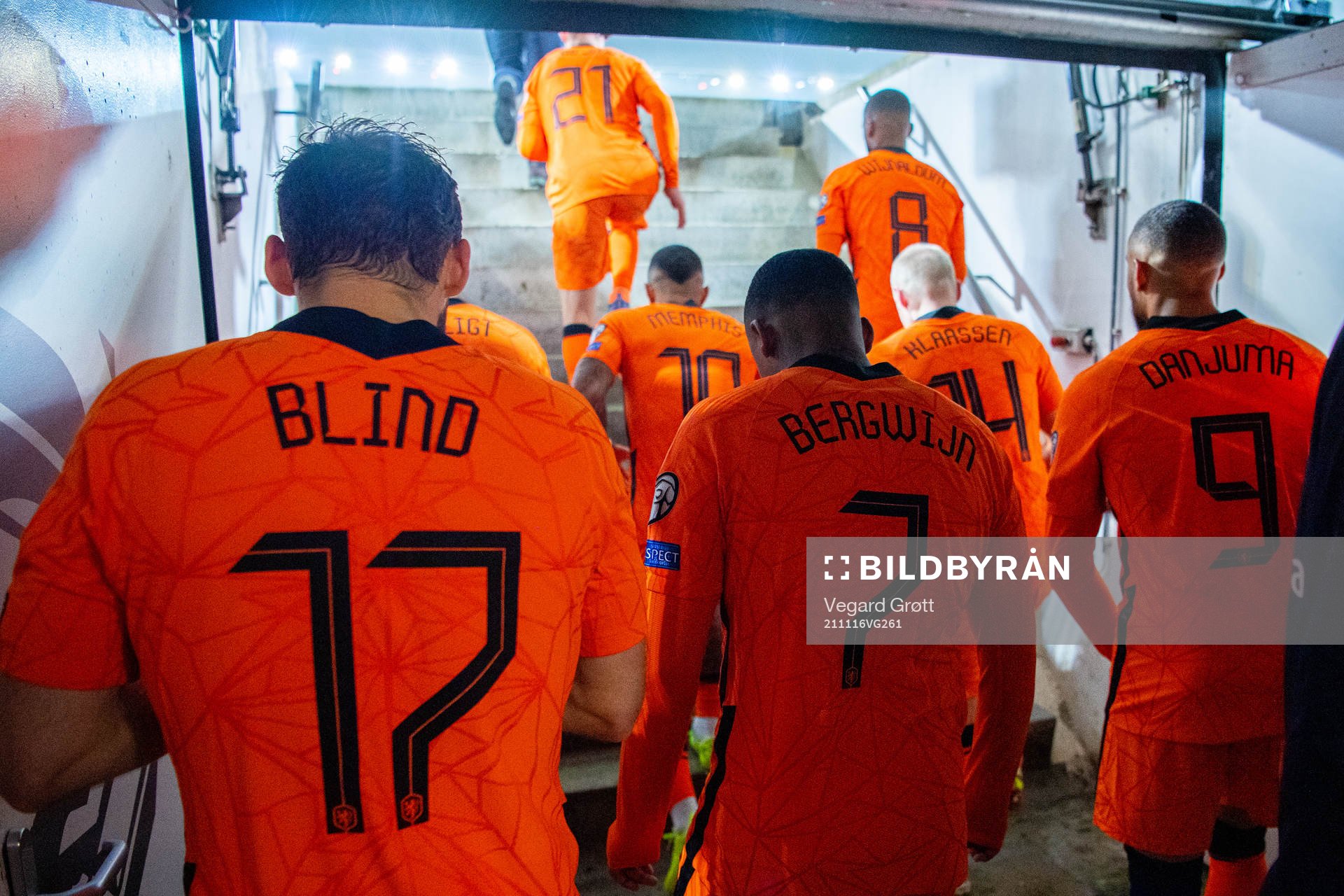 Daley Blind, Steven Bergwijn, Arnaut Danjuma and players of