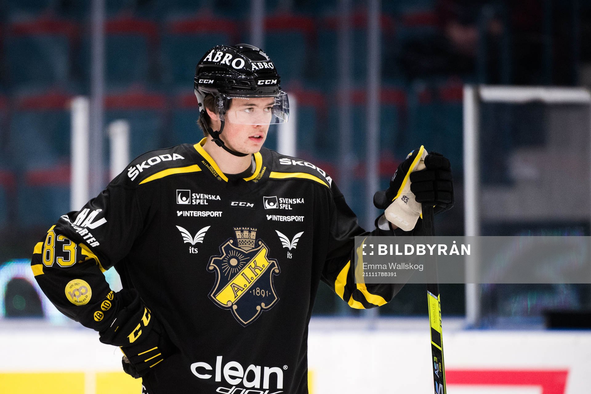s Malte Setkov innan ishockeymatchen i Hockeyallsvenskan