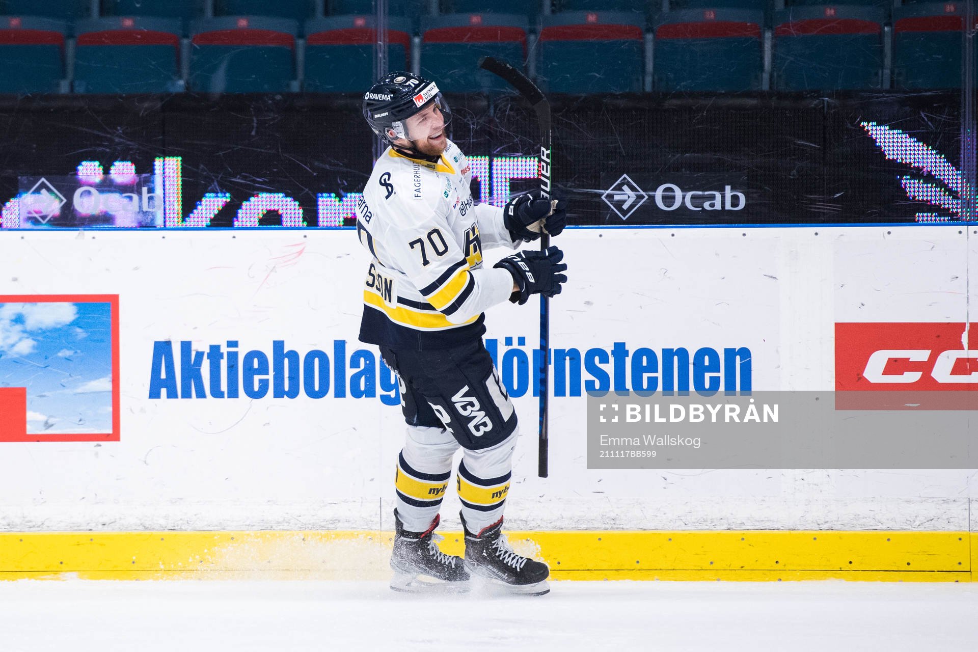 s Marcus Davidsson jublar