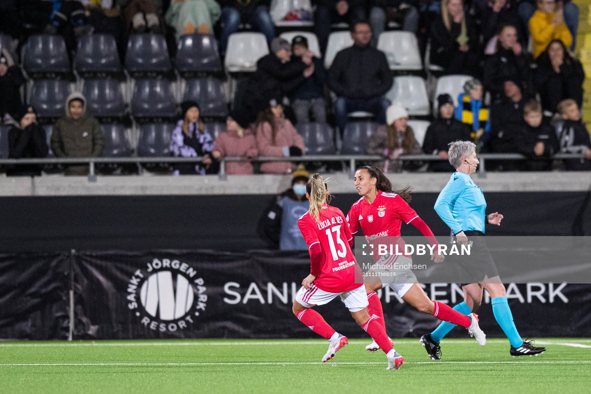 Catarina Amado of Benfica celebrates