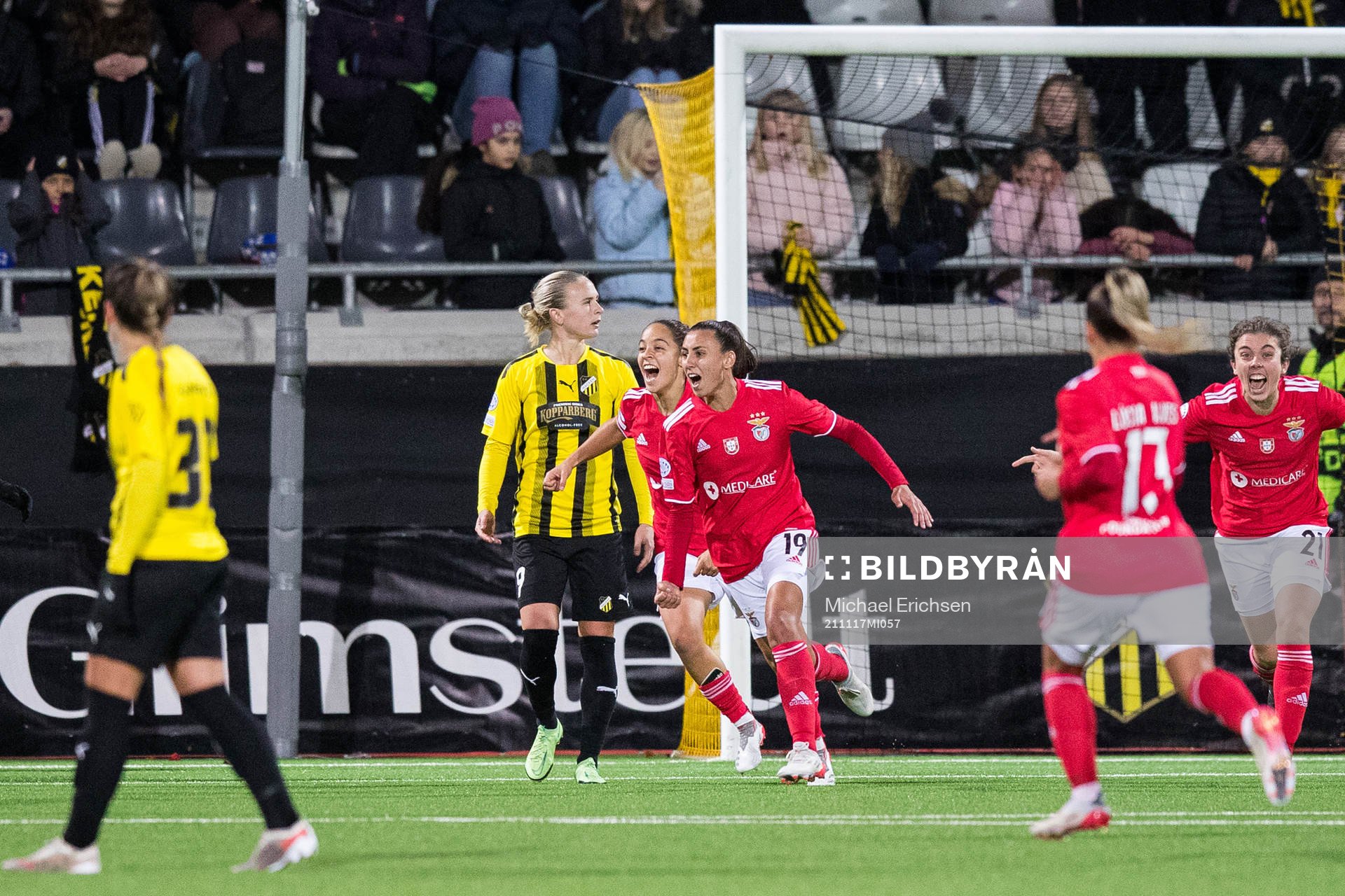 Catarina Amado of Benfica celebrates
