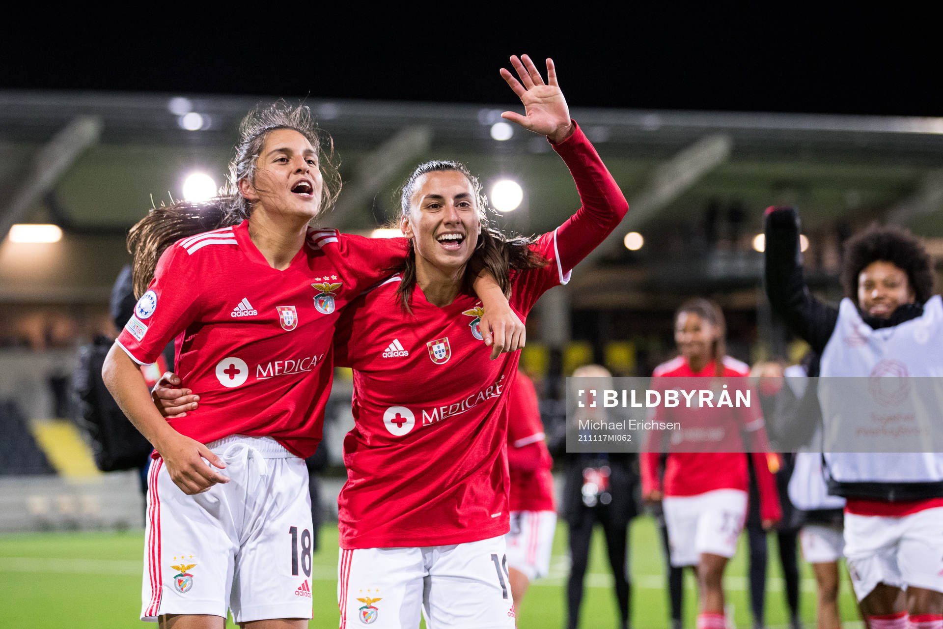 Francisca Nazareth and Catarina Amado of Benfica celebrate after the UEFA Women's Champions League football match between Häcken and Benfica on November 17, 2021 in Göteborg.