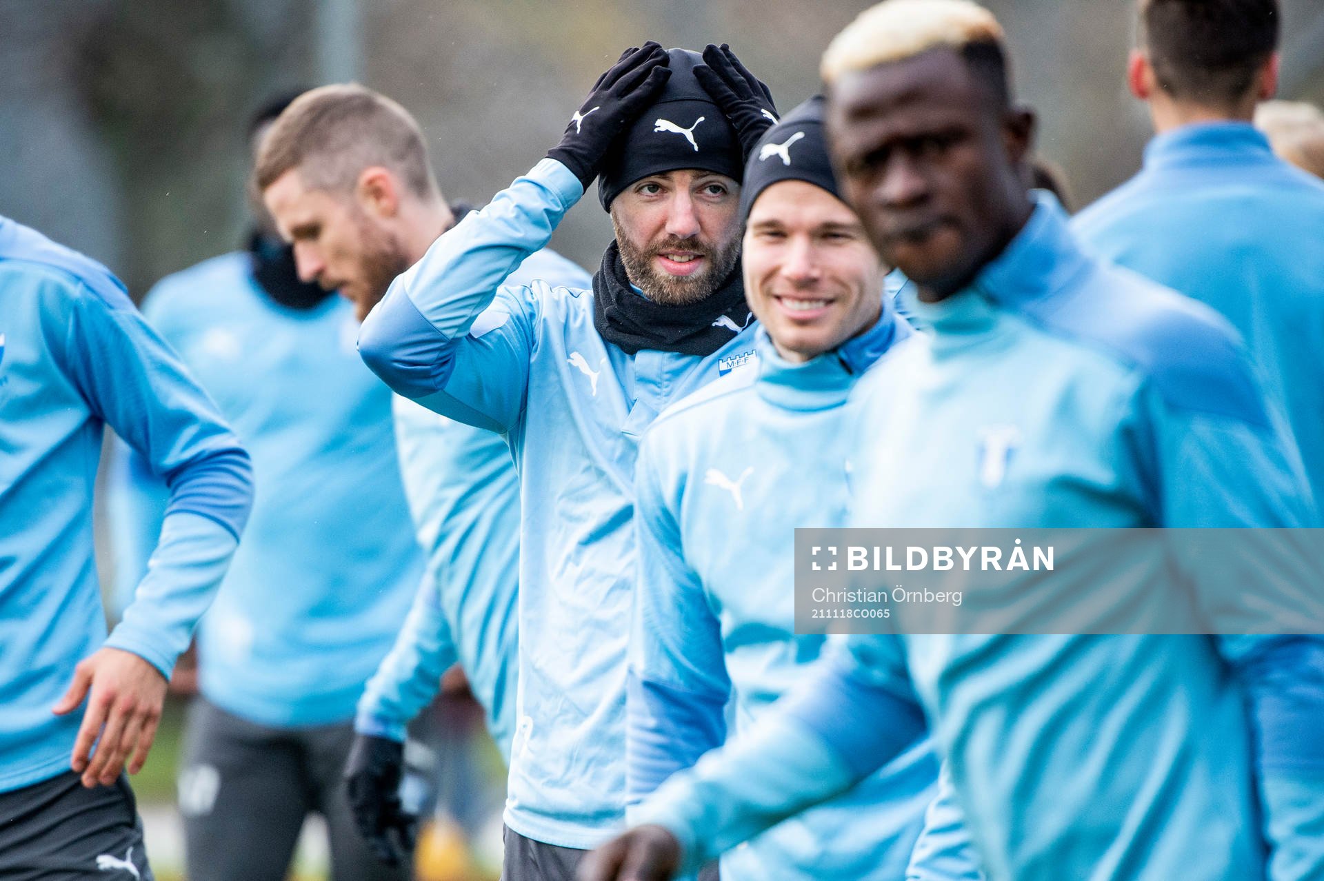 Erdal Rakip i mitten