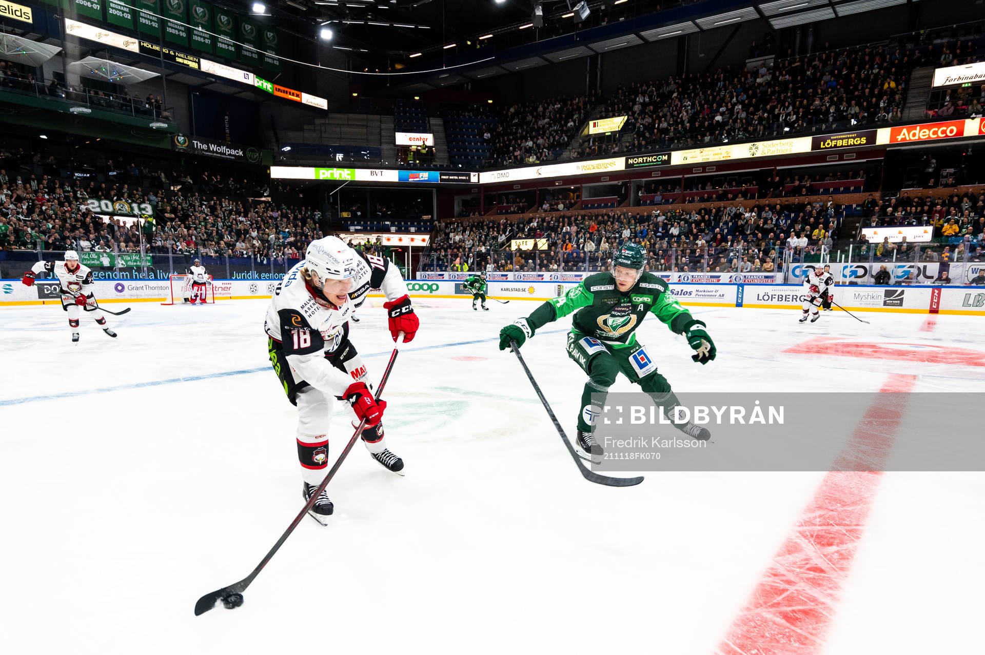 Malmö Redhawks Marcus Sylvegård och Färjestads Victor
