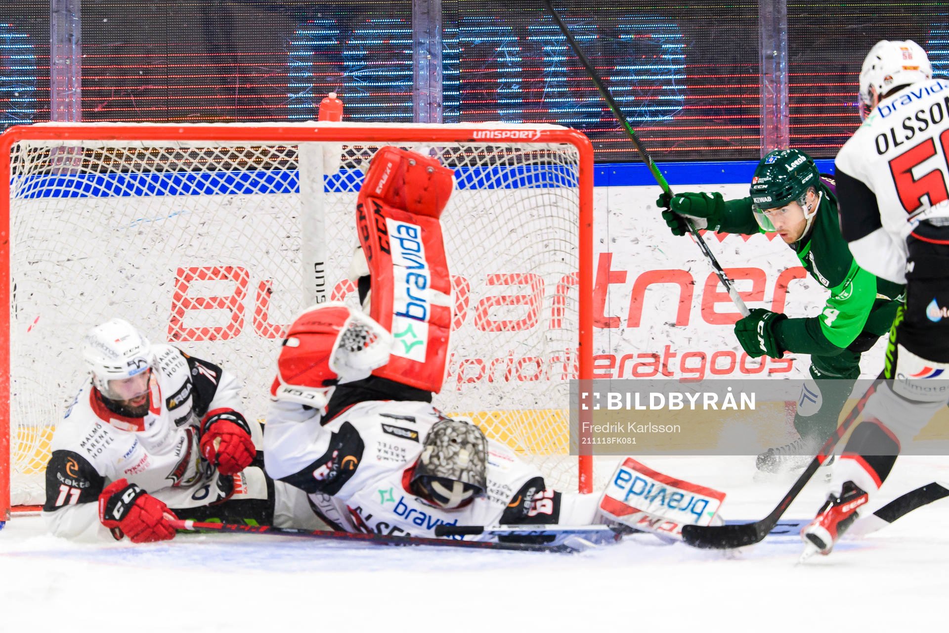 Malmö Redhawks Markus Lauridsen och målvakt Oscar