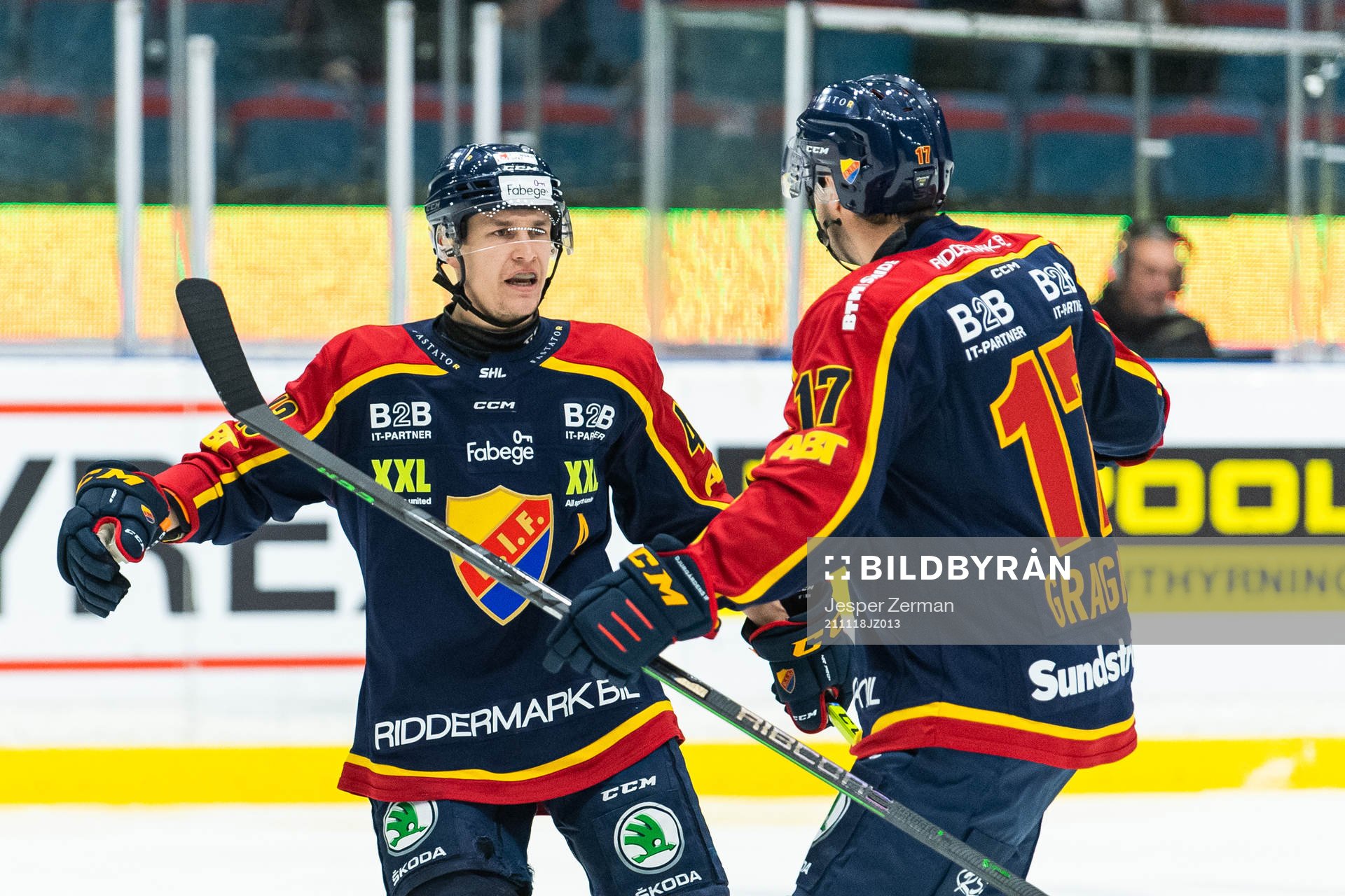 Djurgårdens Marc-Andre Gragnani och Tom Nilsson jublar