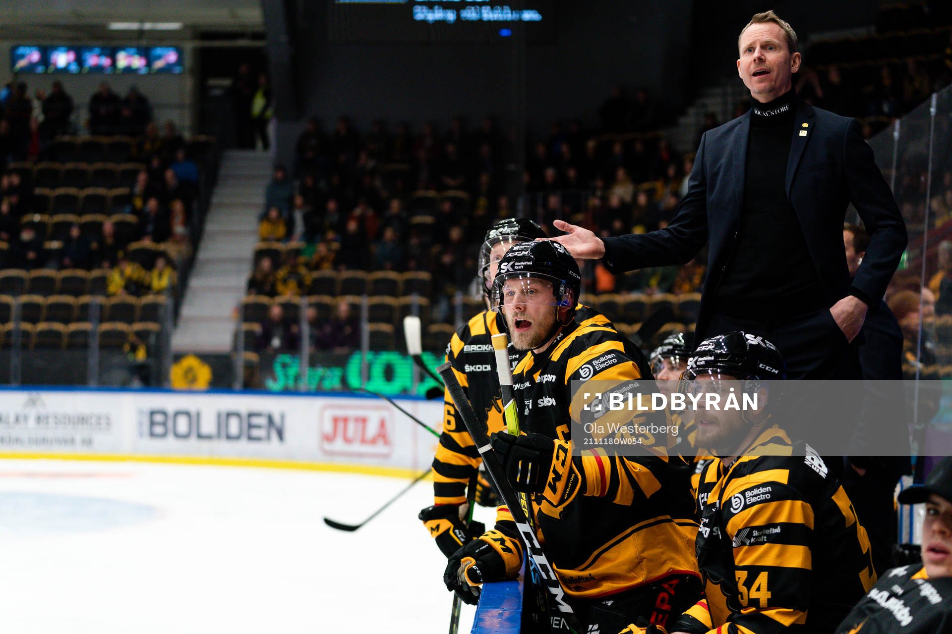 Skellefteås Oscar Möller och tränare Robert Ohlsson