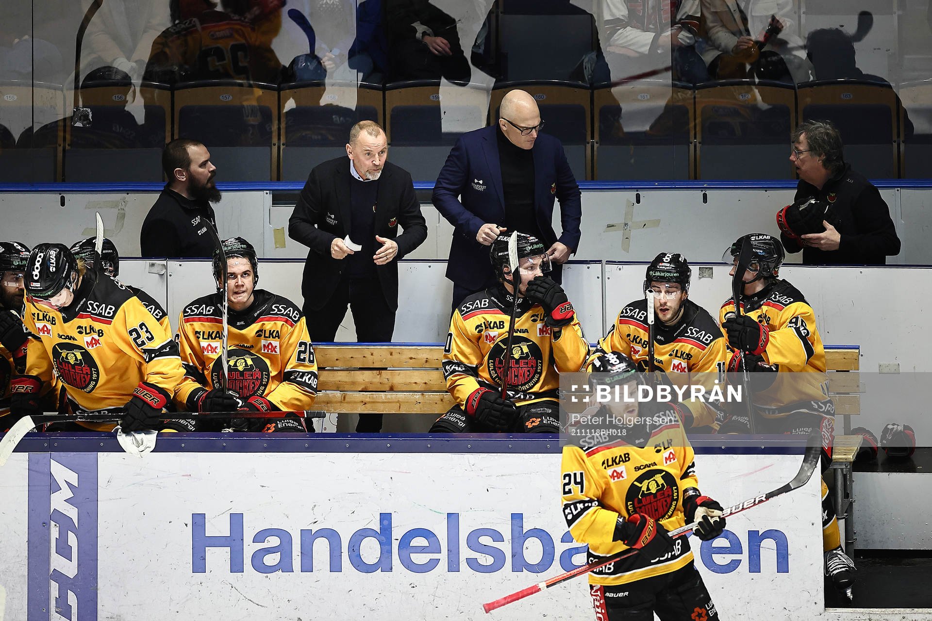 Luleås bås med tränare Thomas Berglund