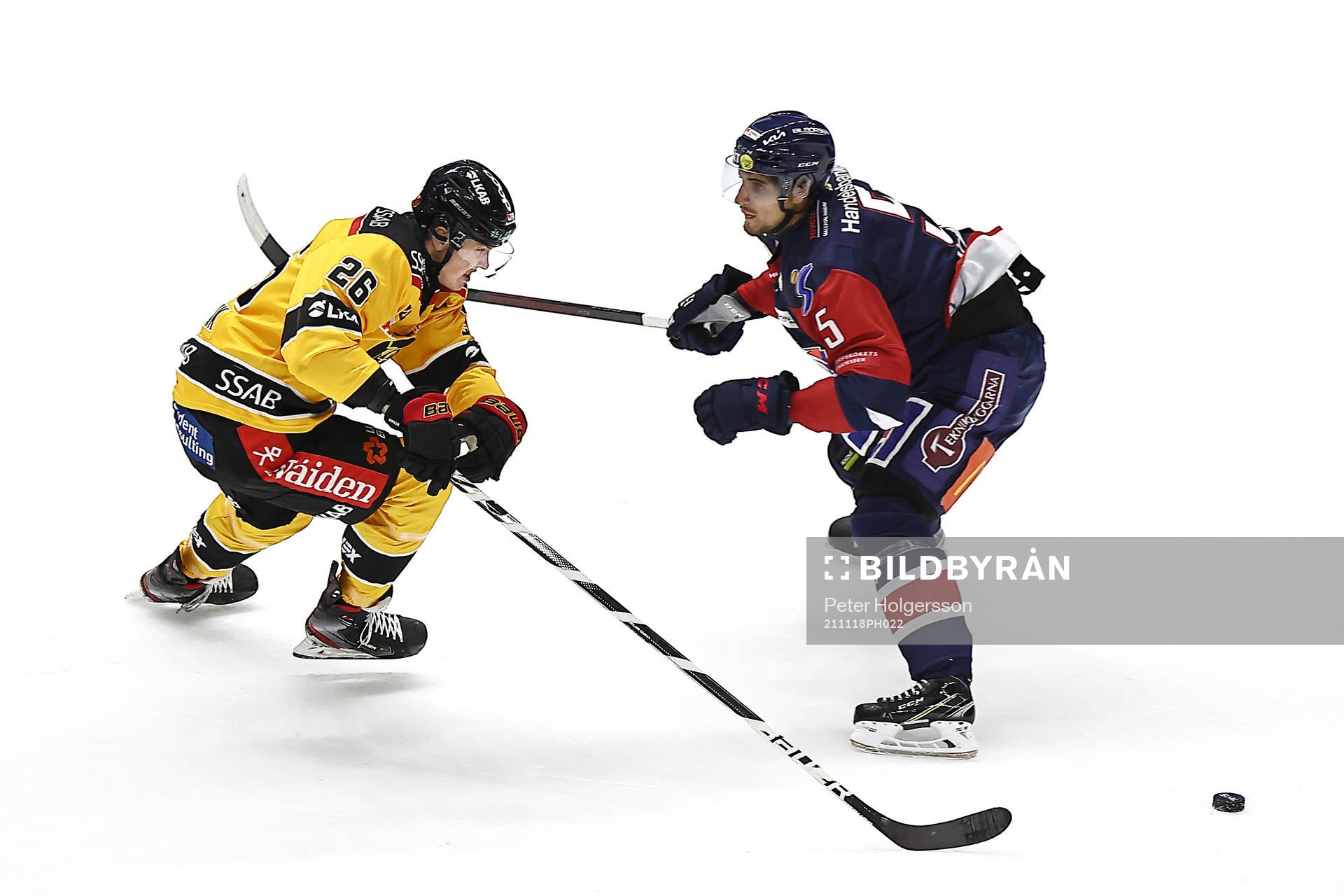 Luleås Radek Muzik och Linköpings Mattias Bäckman