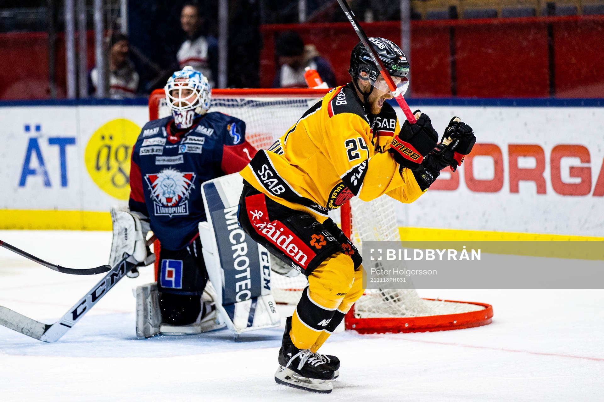 Luleås Brendan Shinnimin jublar