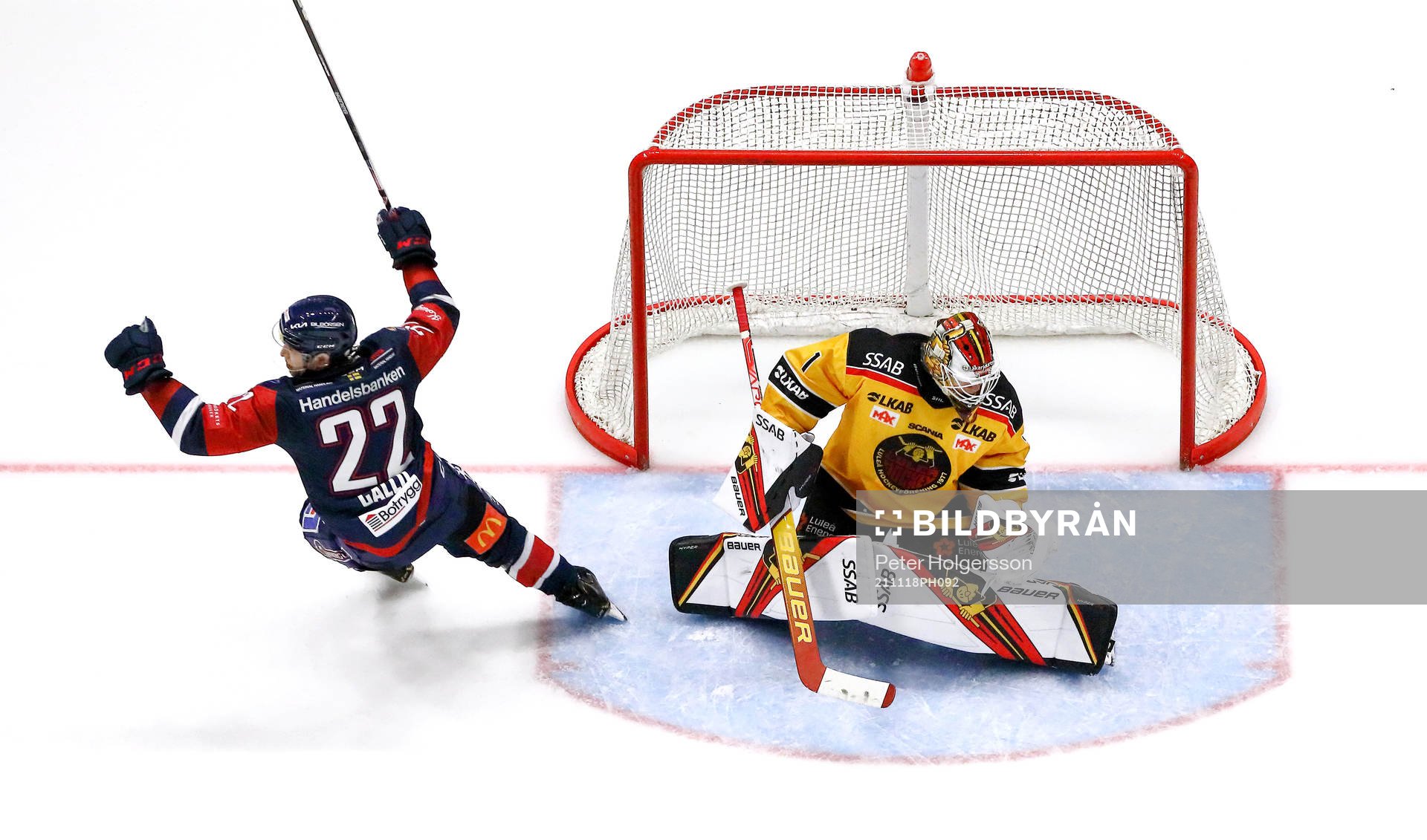 Linköpings Vilmos Gallo jublar