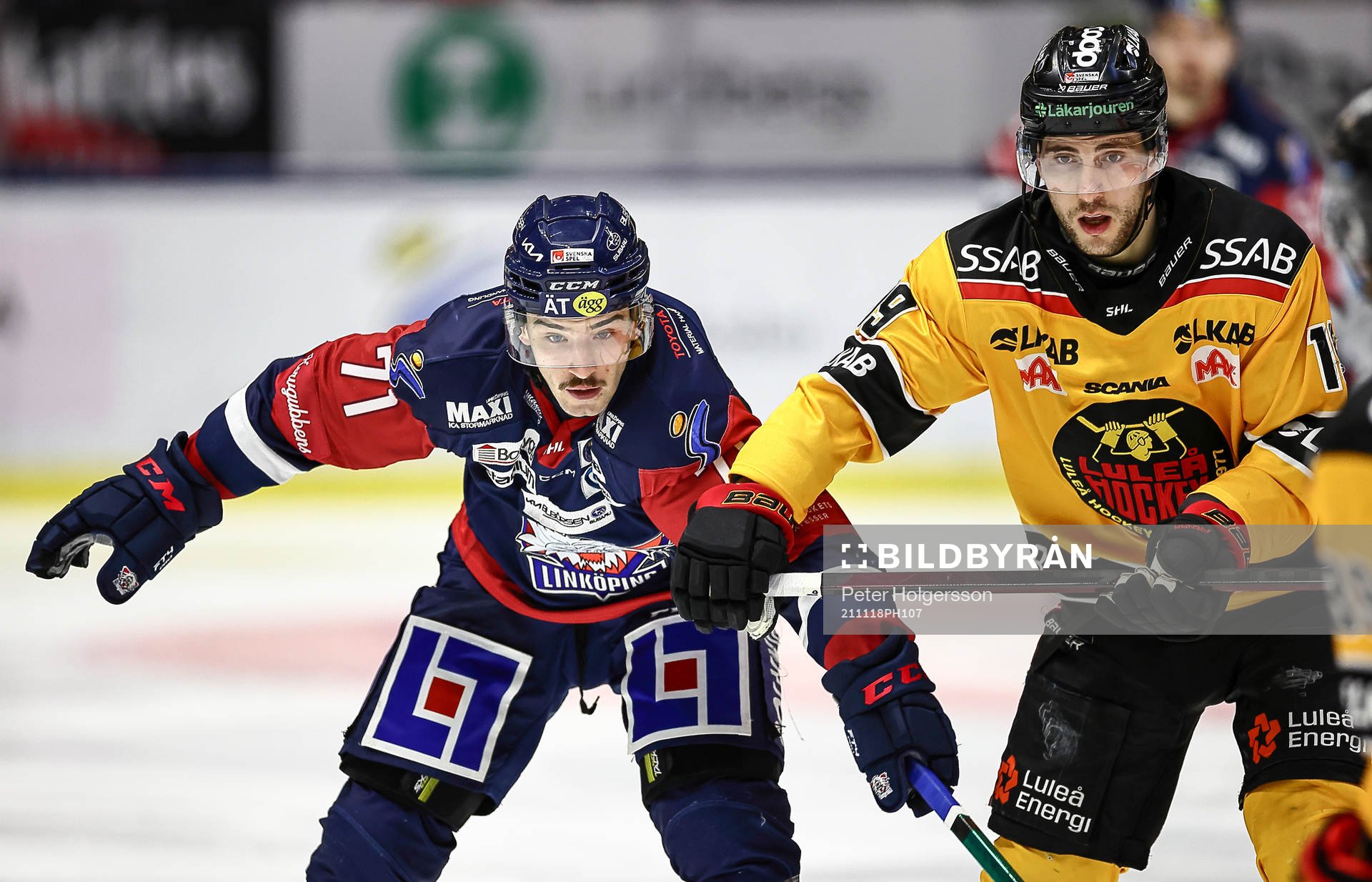 Linköpings Robert Lantosi och Luleås Konstantin Komarek