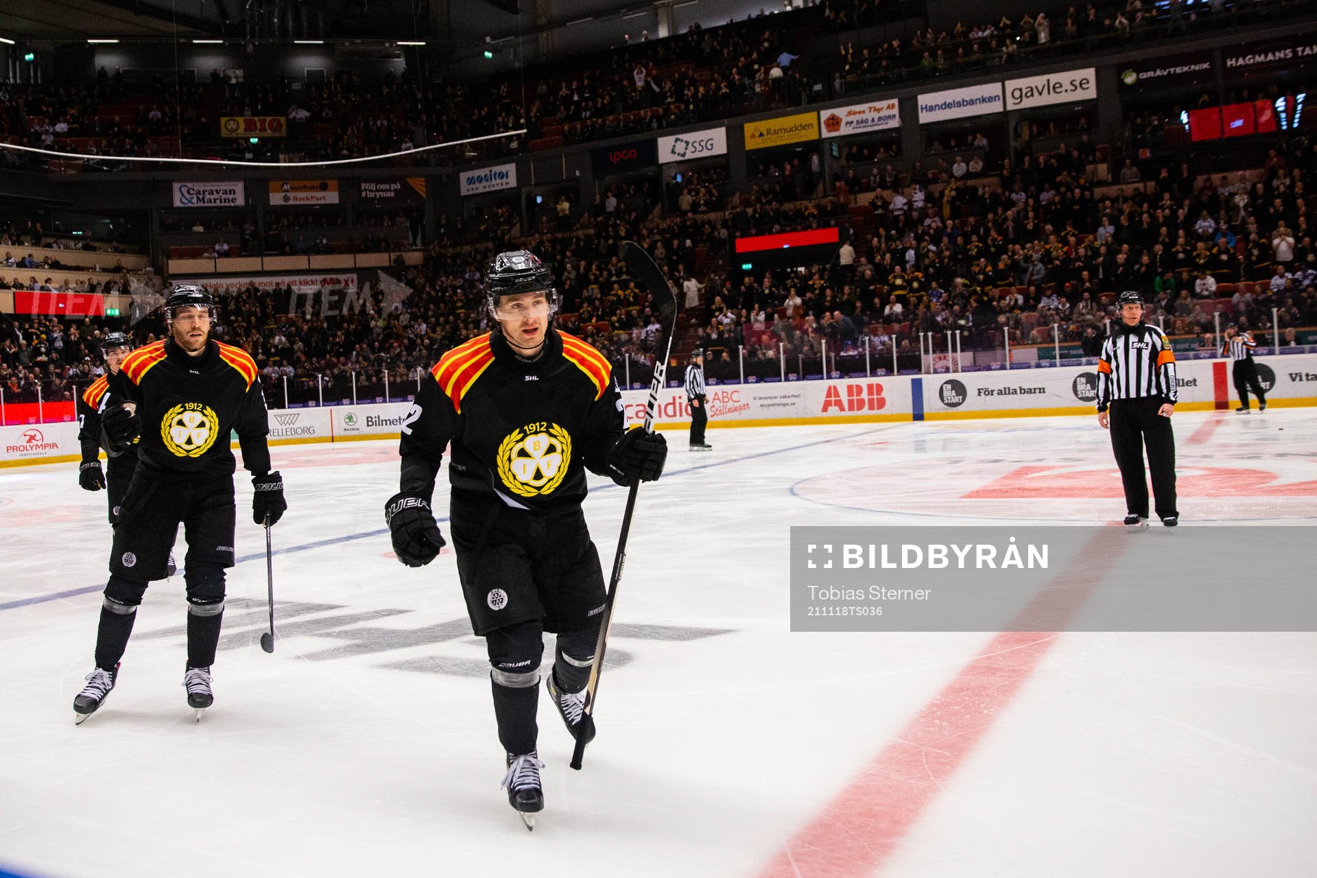 Brynäs Adam Pettersson jublar