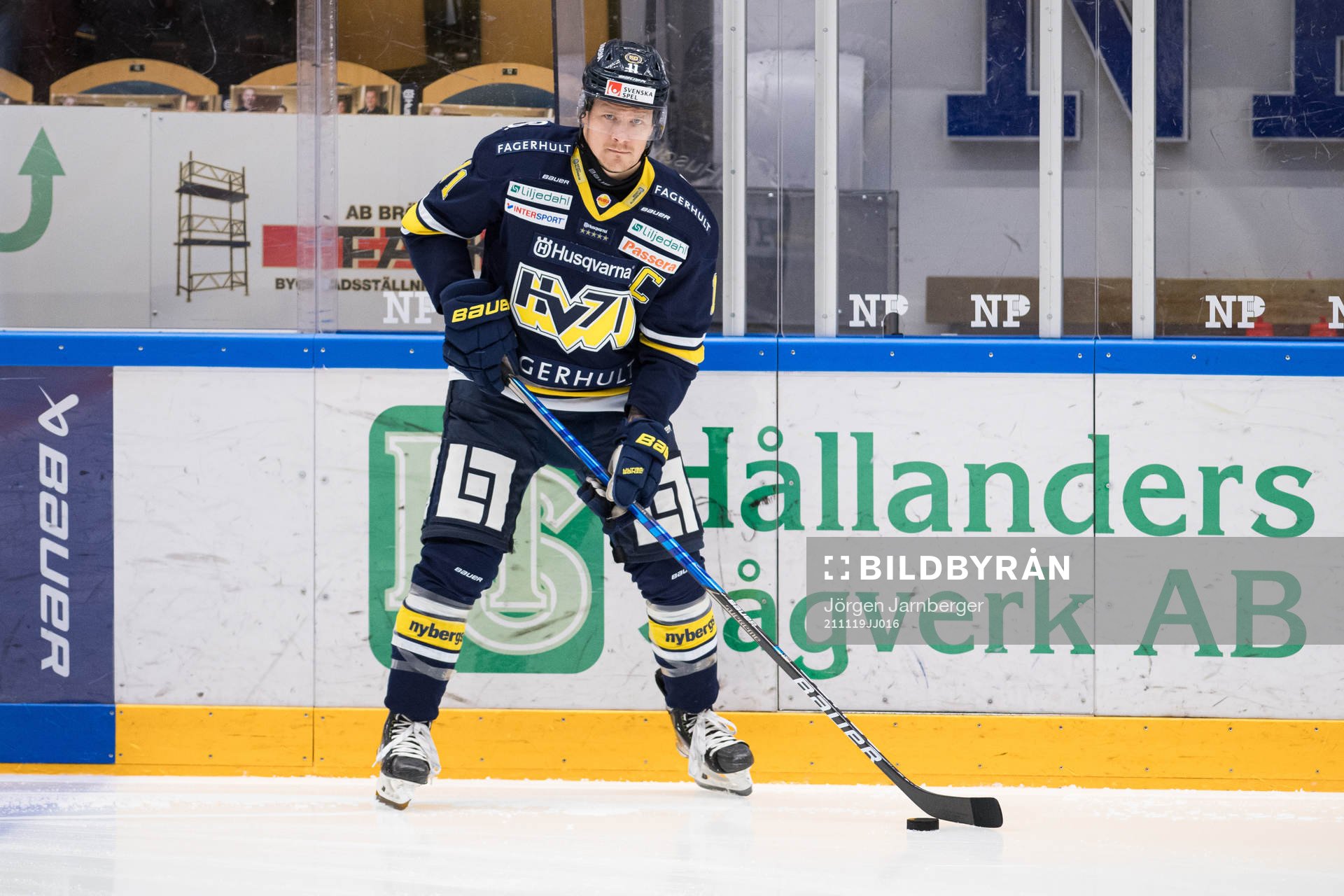 s Simon Önerud