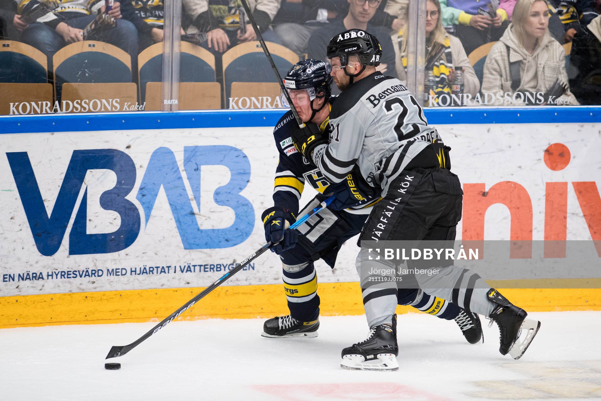 s Victor Sjöholm och AIK:s Christian Sandberg