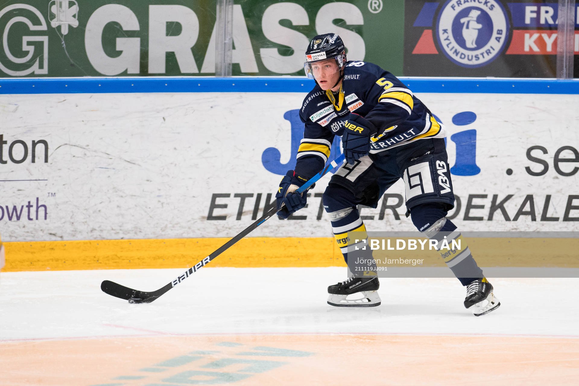 s Victor Sjöholm