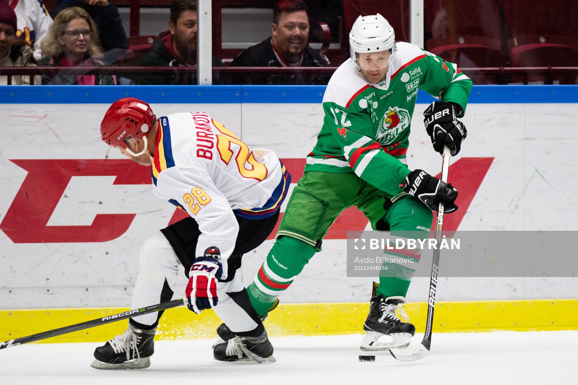 Malmö Redhawks veteran Robert Burakovsky och Rögles